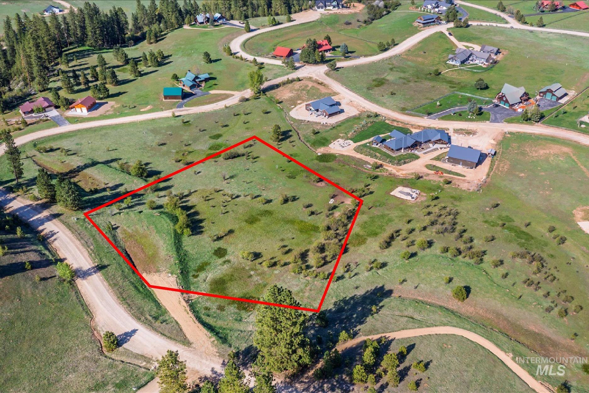48 Crosstimber Loop Property Photo 4