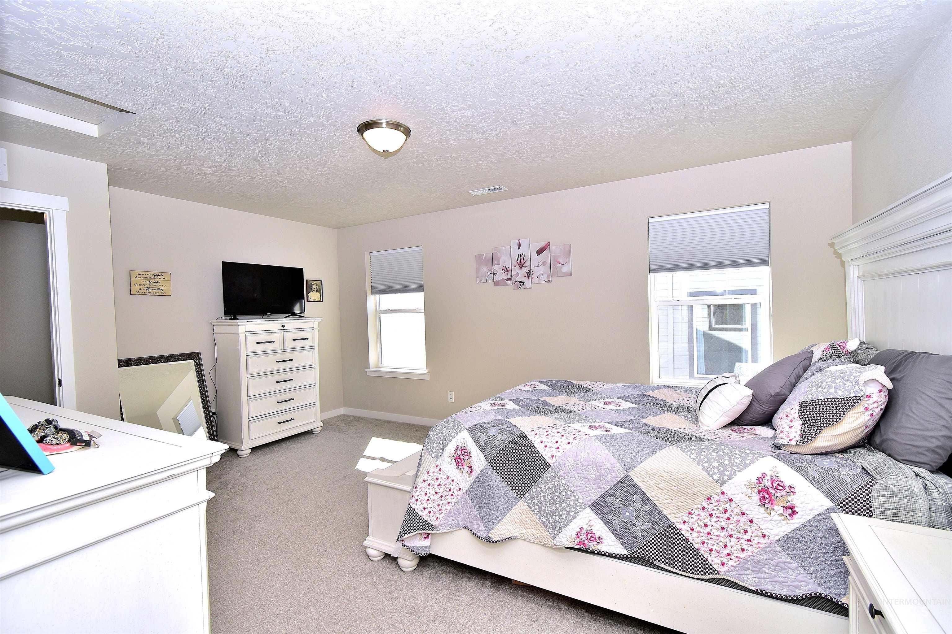 7622 S Sea Breeze Way Property Photo 20