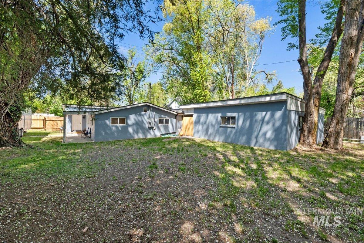 3012 N Tamarack Drive Property Photo 42