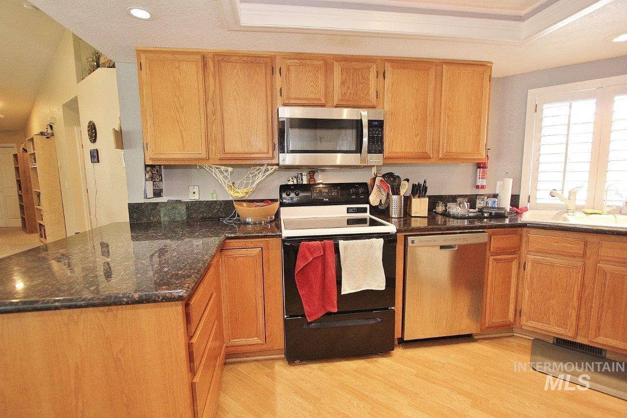 854 E Old Saybrook Ln Property Photo 9