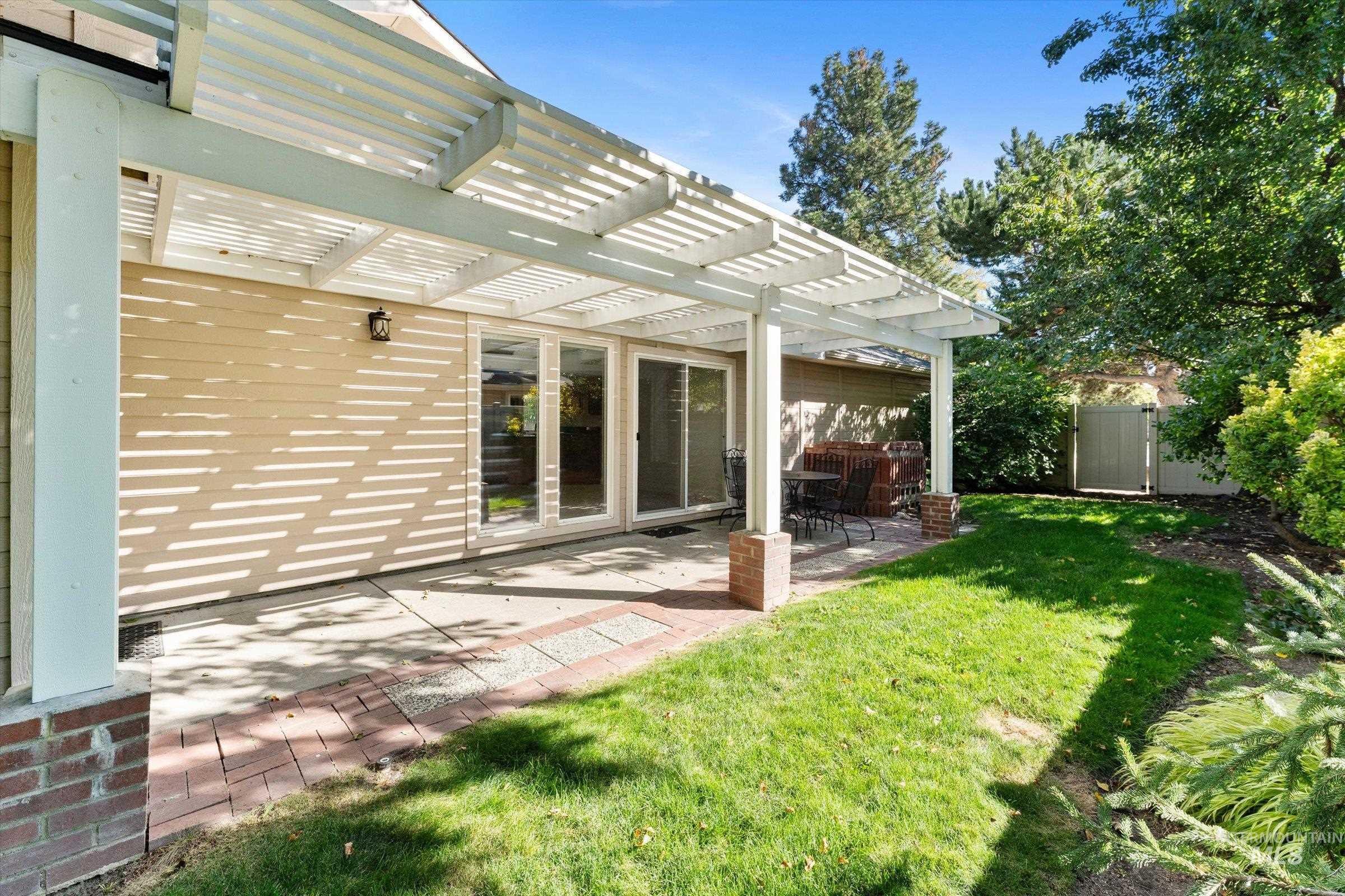 854 E Old Saybrook Ln Property Photo 24