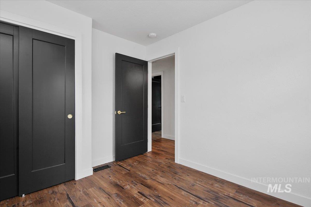 1309 W Melrose Street Property Photo 24