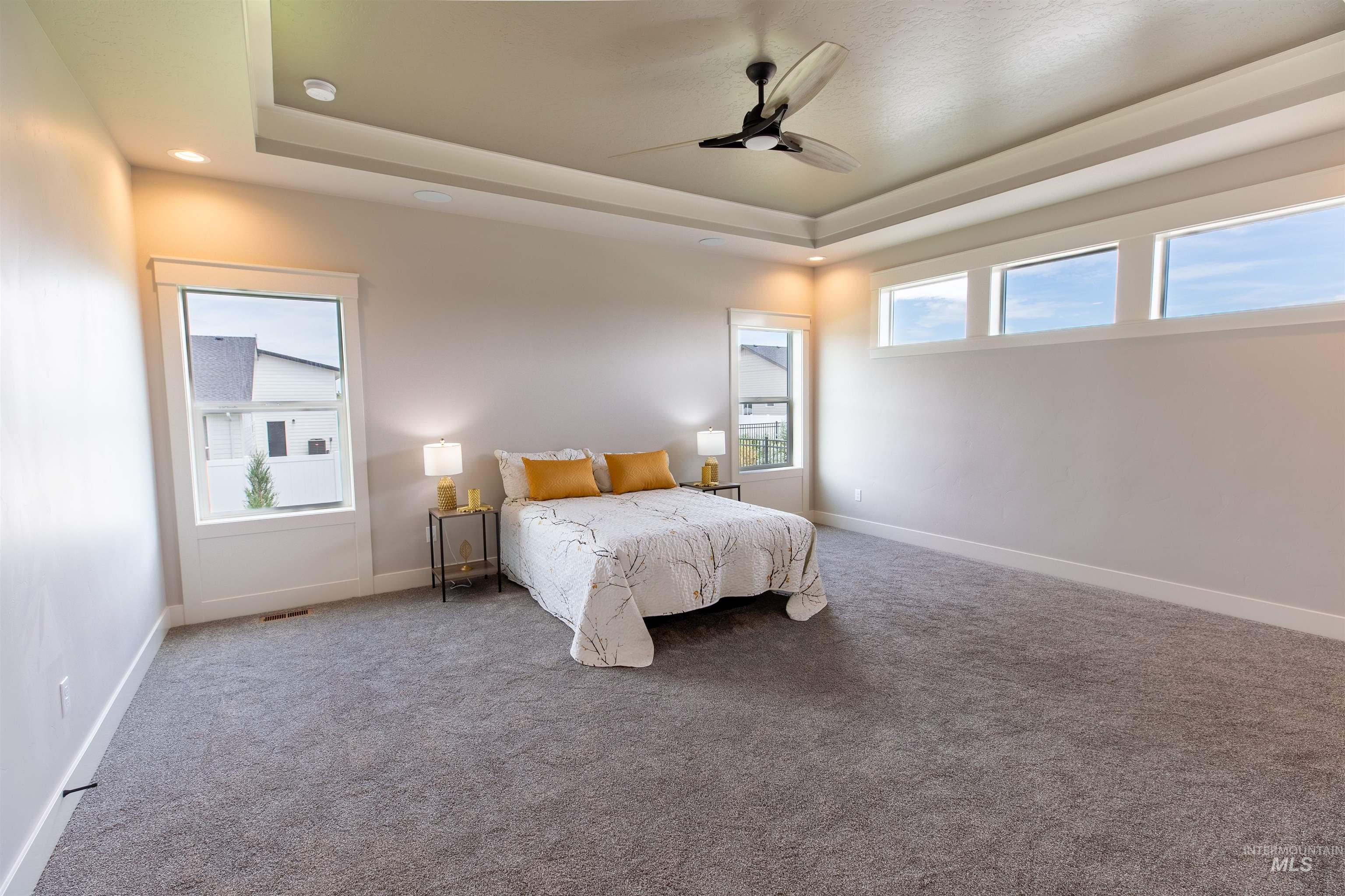 132 E Heliotrope Drive Property Photo 17