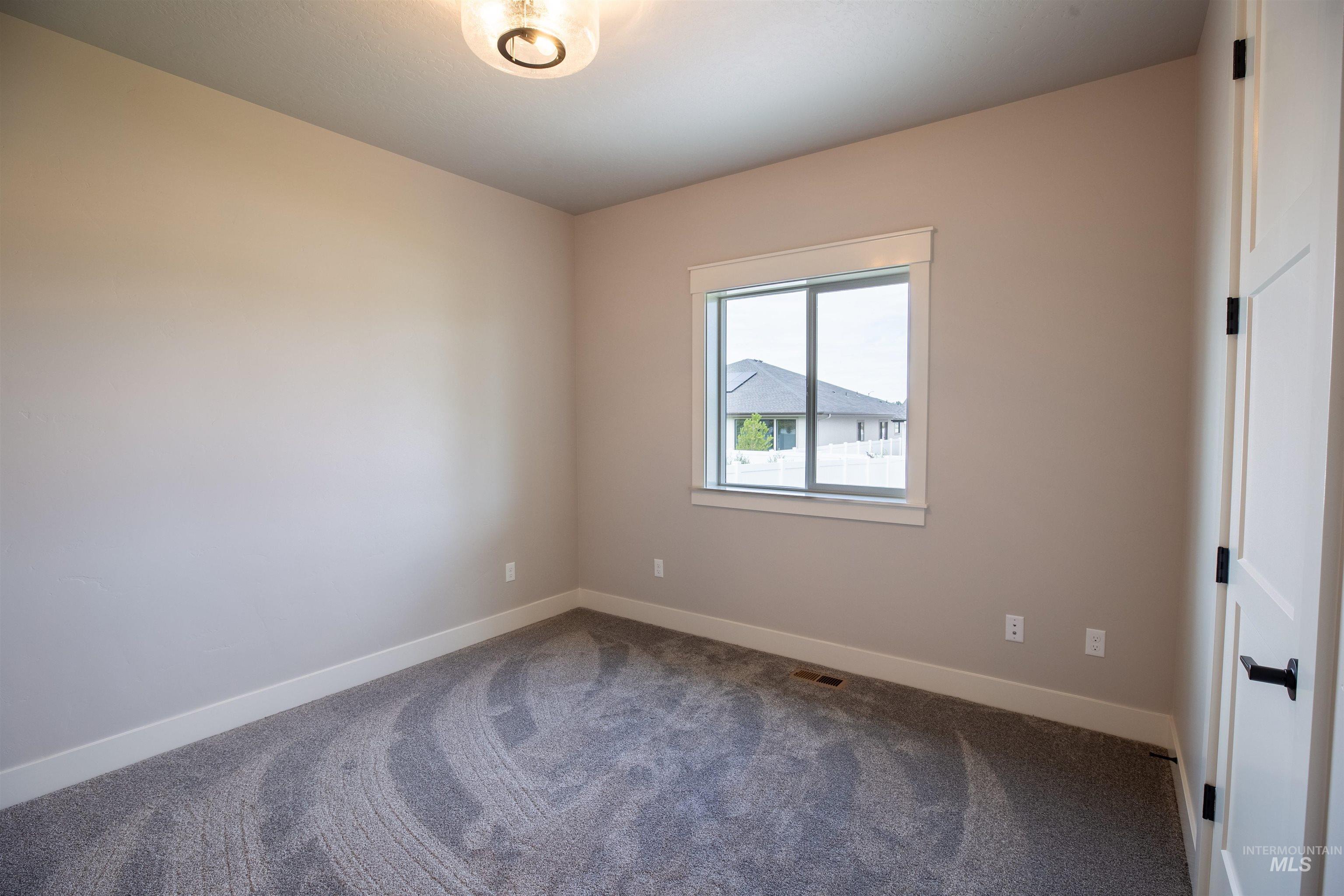 132 E Heliotrope Drive Property Photo 20