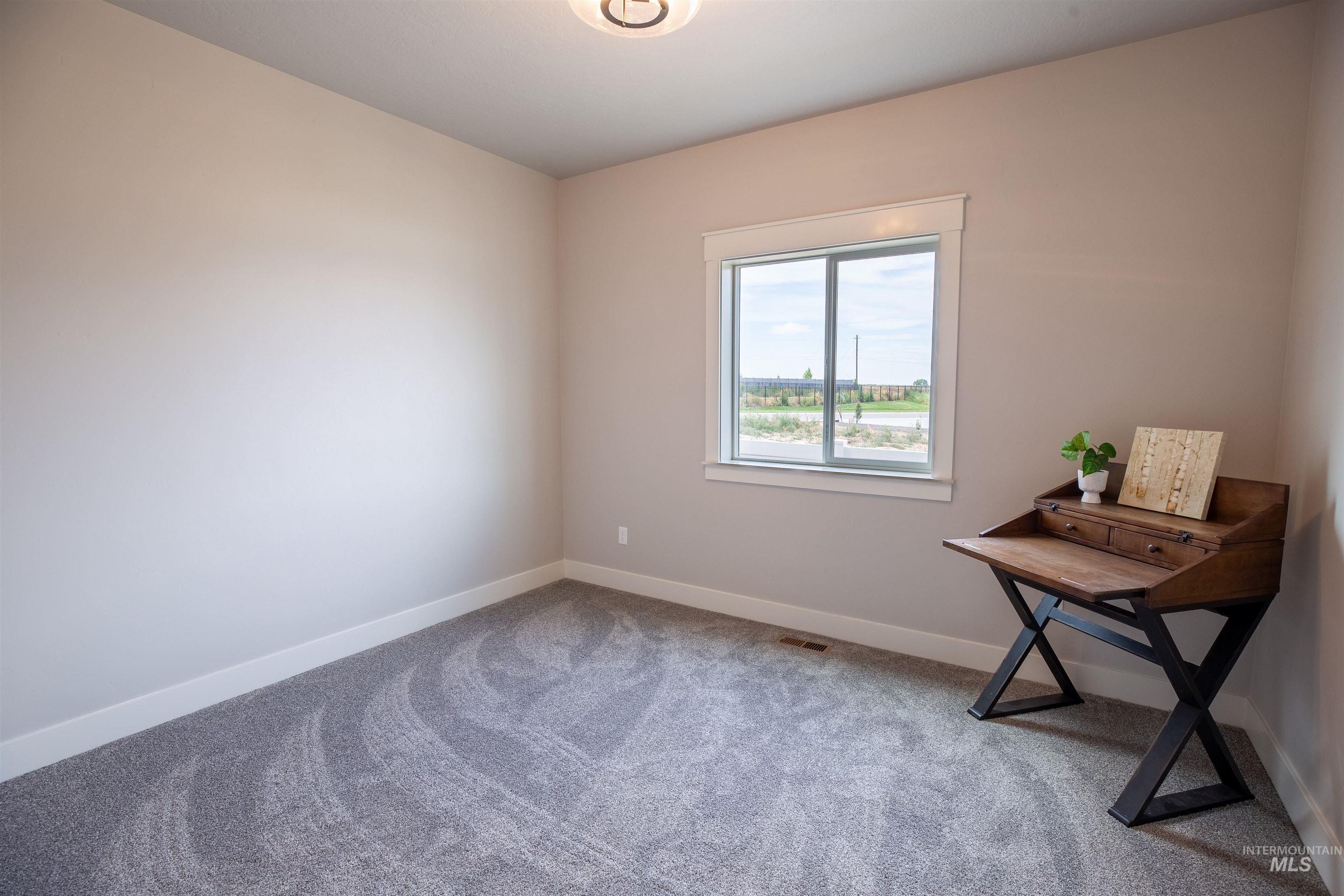132 E Heliotrope Drive Property Photo 21