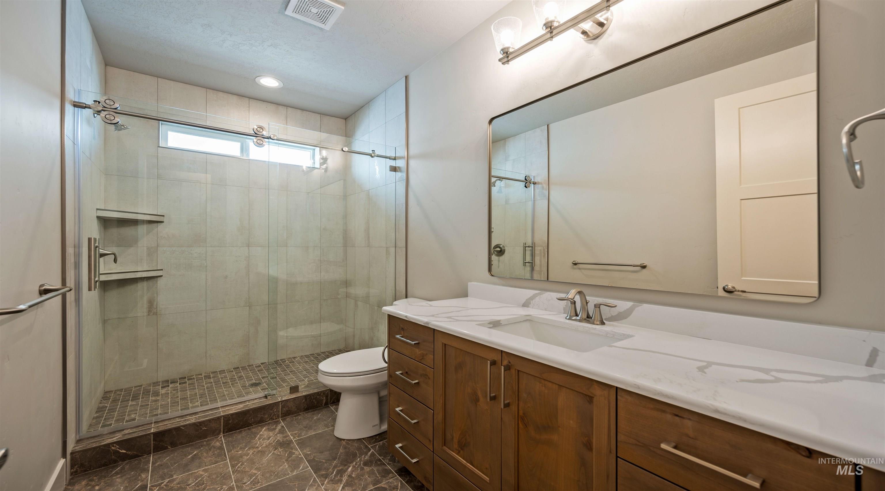 132 E Heliotrope Drive Property Photo 23
