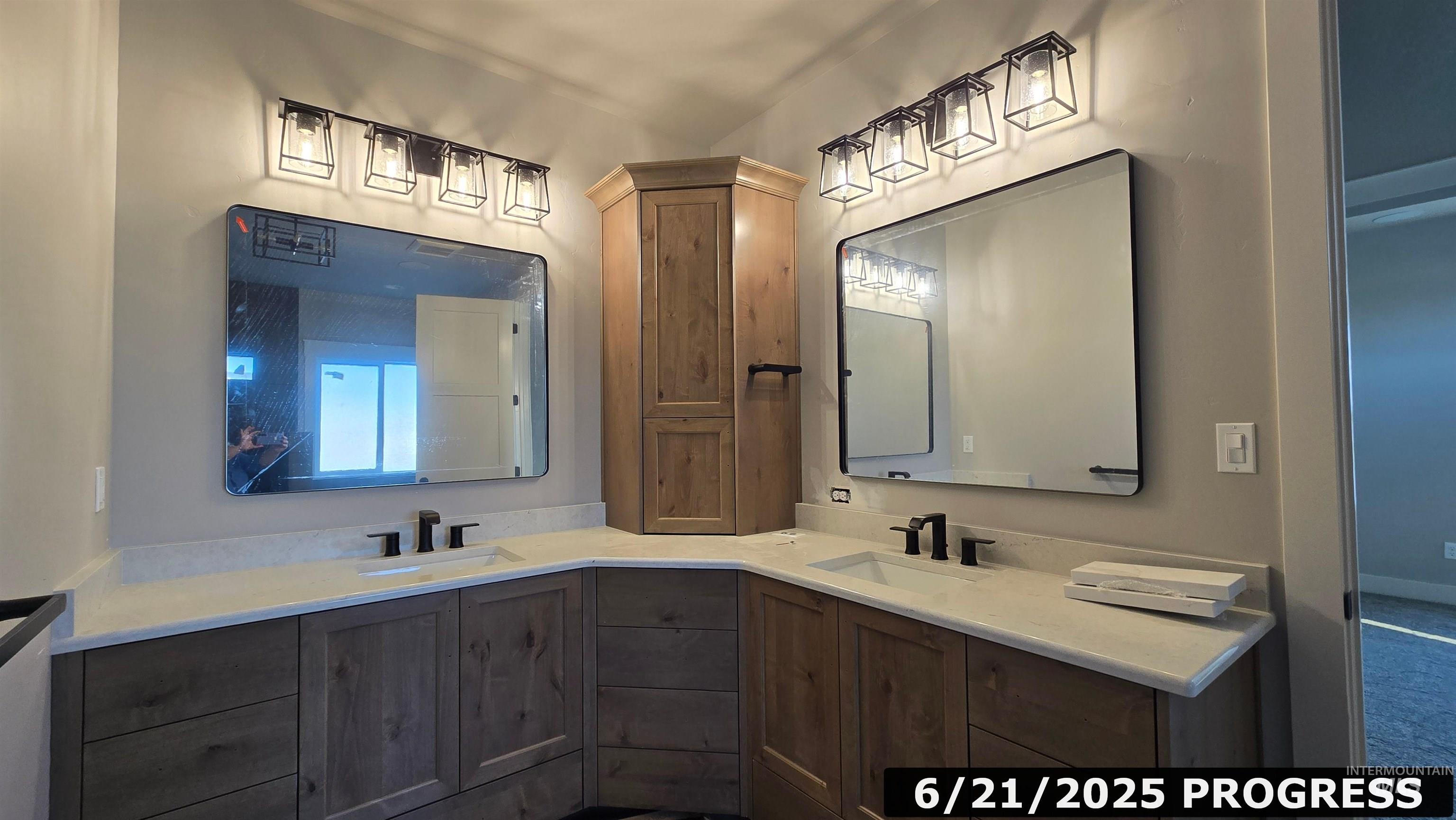 132 E Heliotrope Drive Property Photo 30