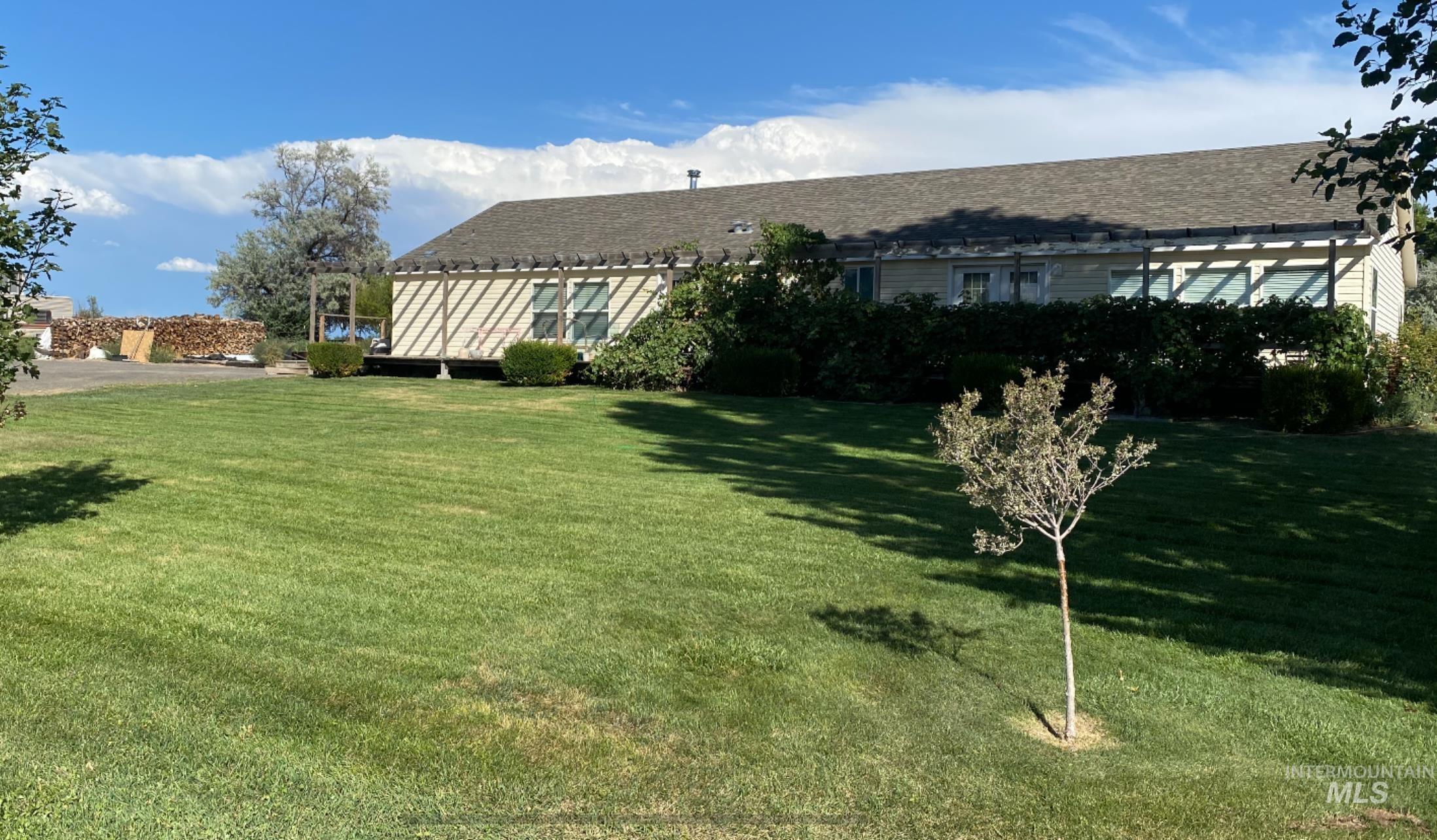2476 S 1100 E Property Photo 1