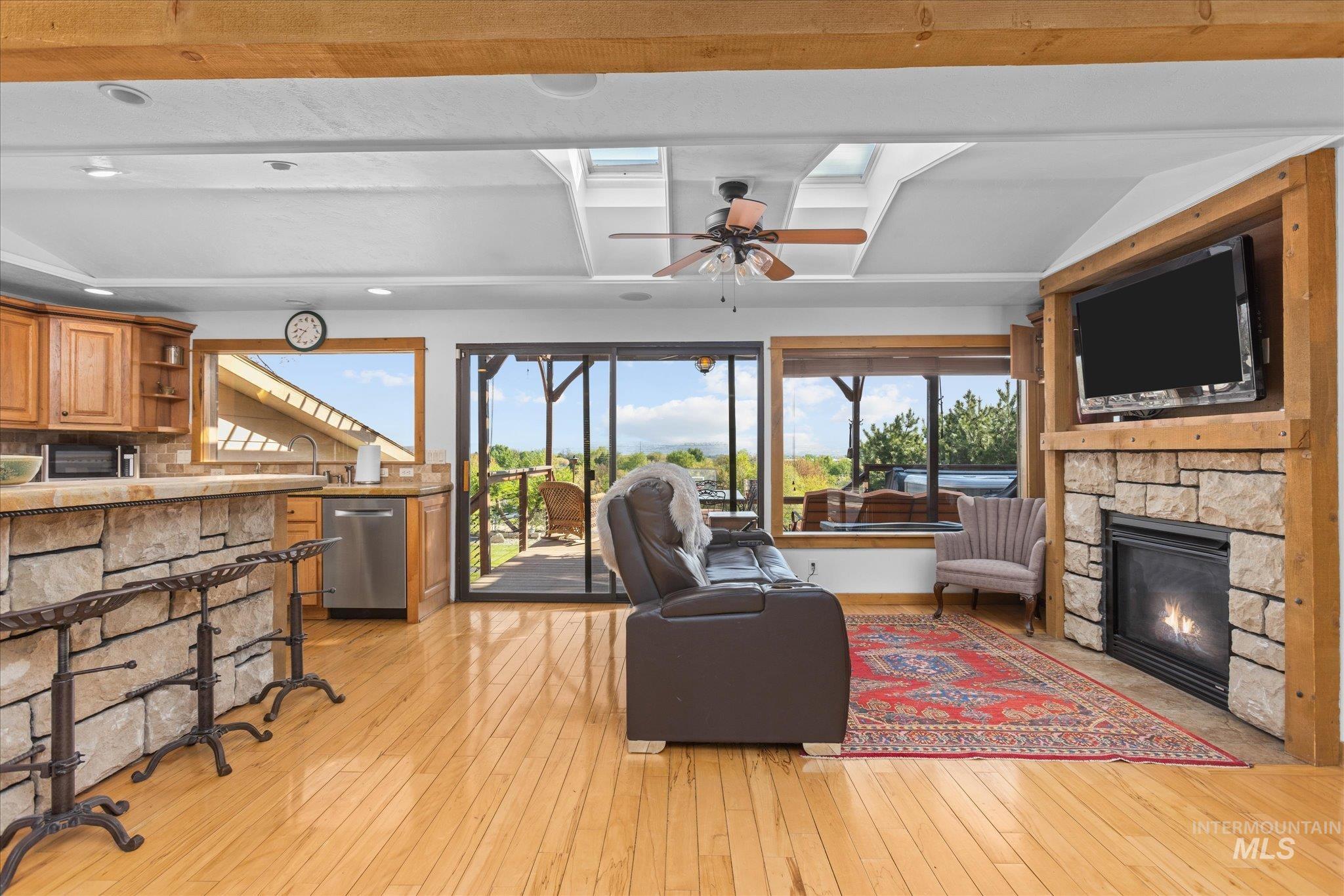 1800 Sunrise Rim Property Photo 4