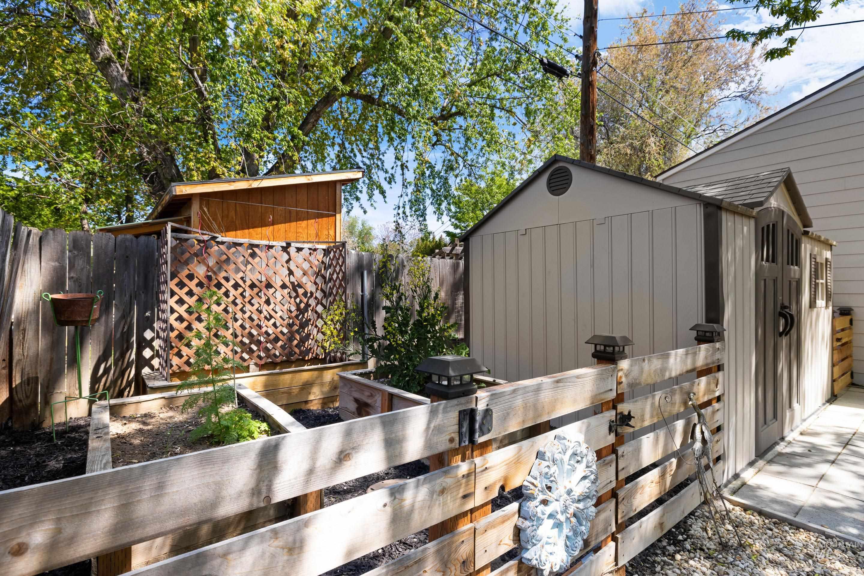 3510 W Lassen Property Photo 40