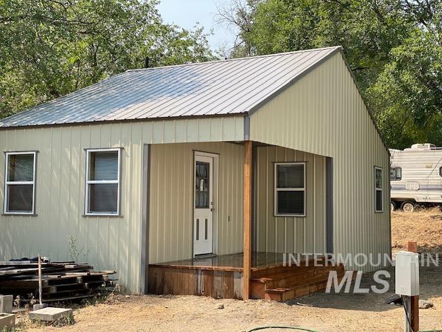 1106 N Borah St Property Photo 1