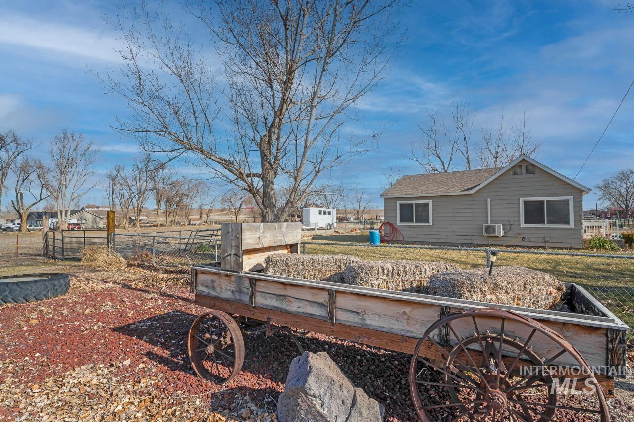 4418 Hogg Property Photo 6