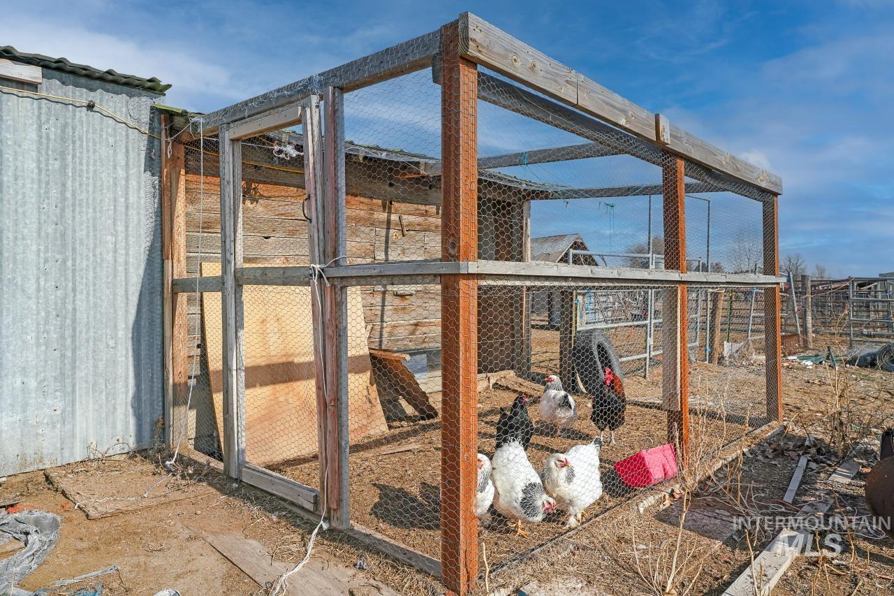 4418 Hogg Property Photo 7