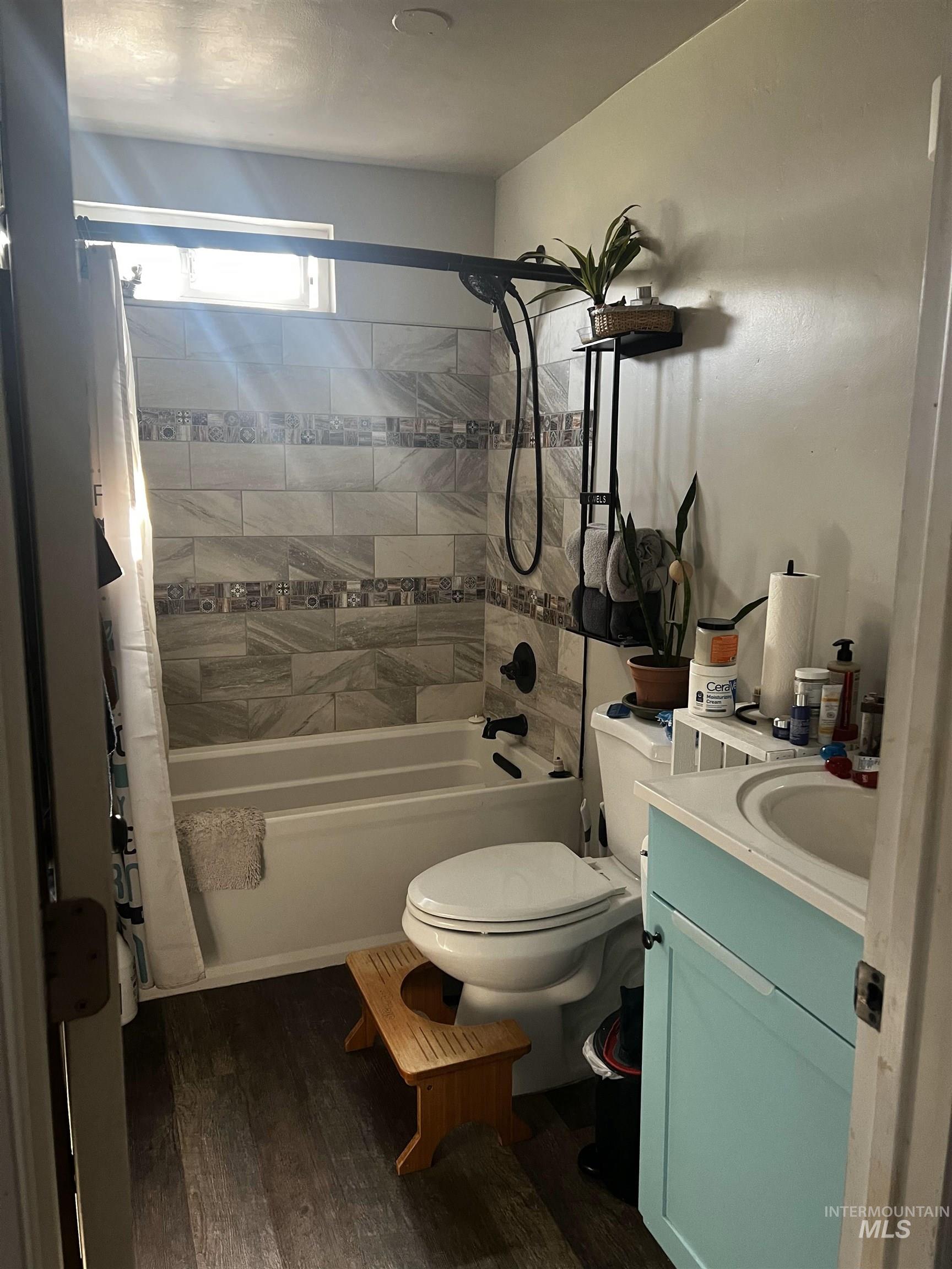 4418 Hogg Property Photo 17