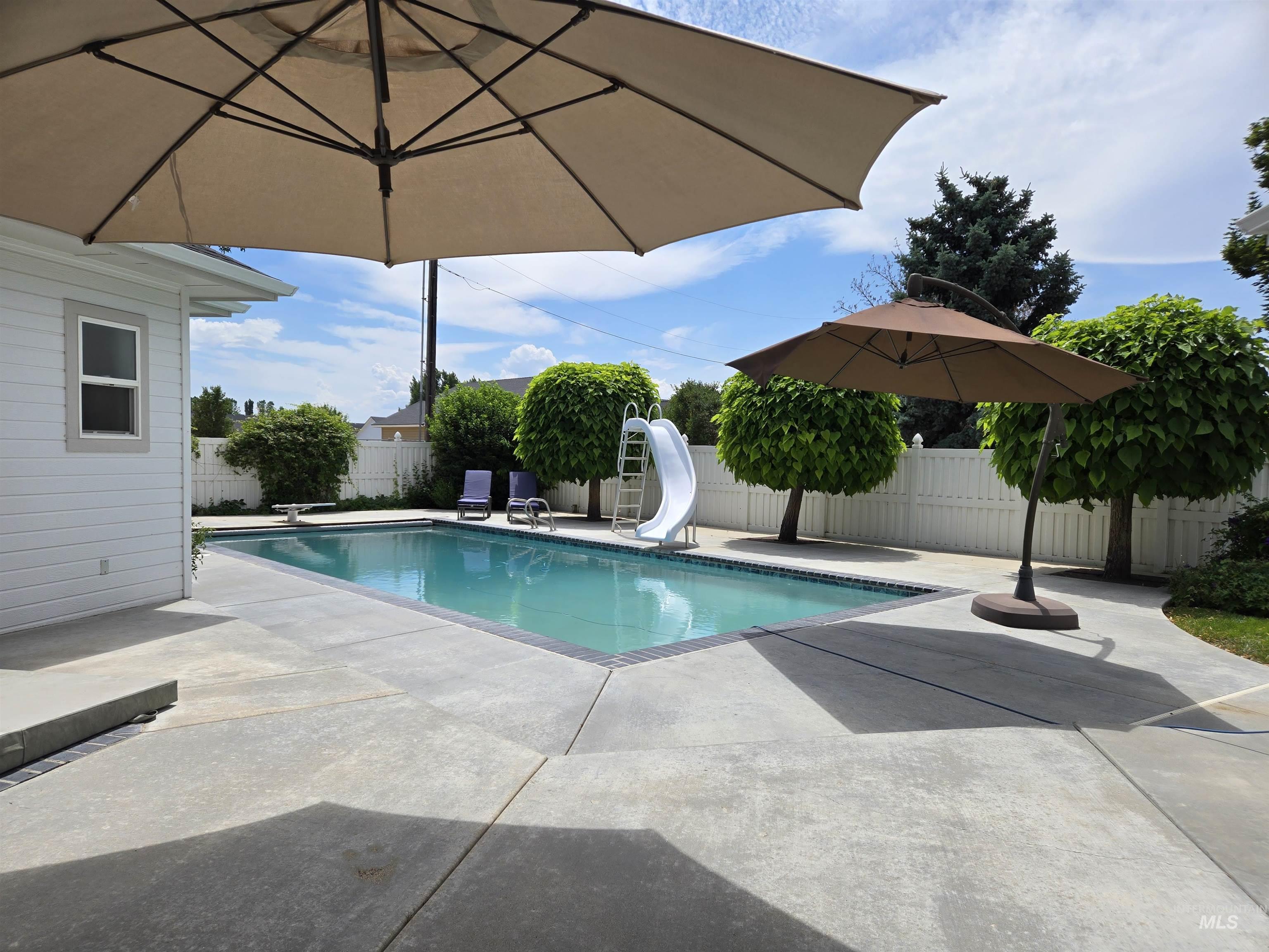 1203 Tara Ct Property Photo 7