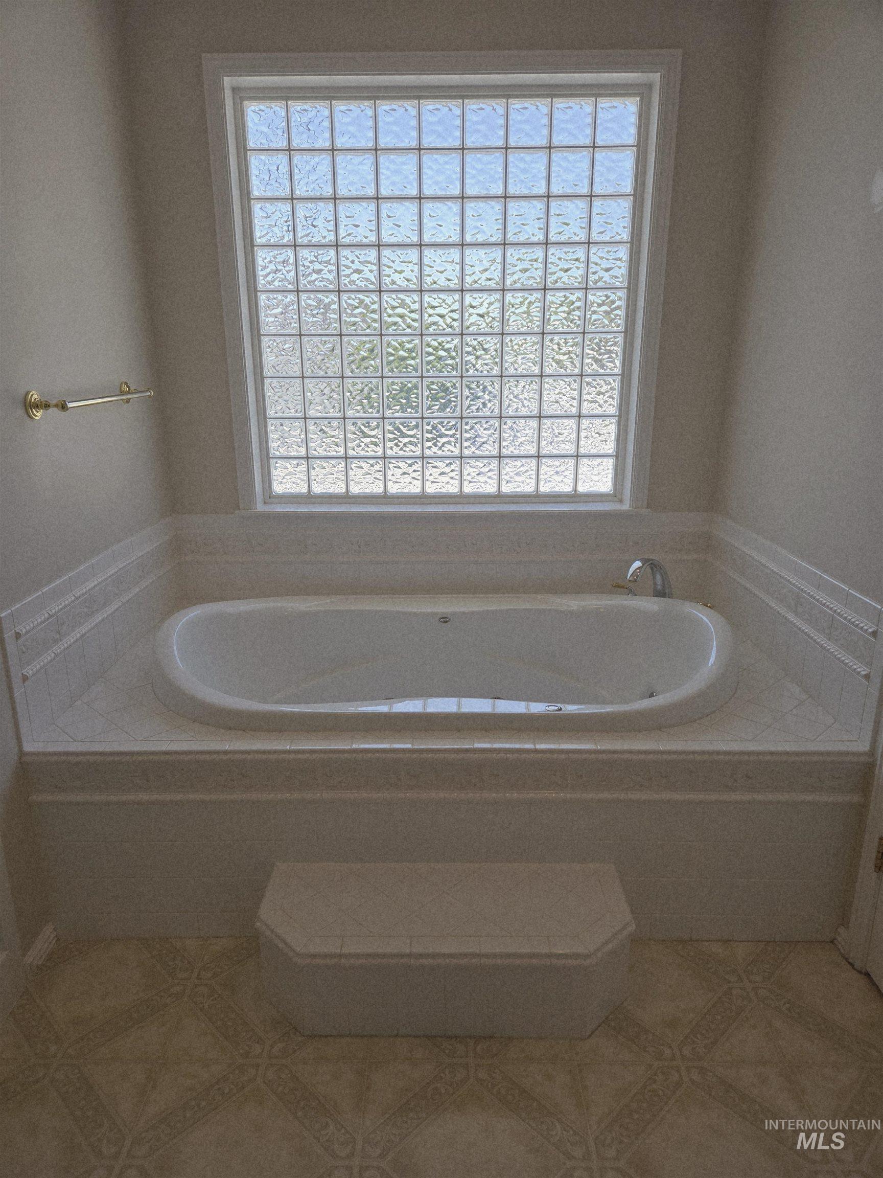 1203 Tara Ct Property Photo 23