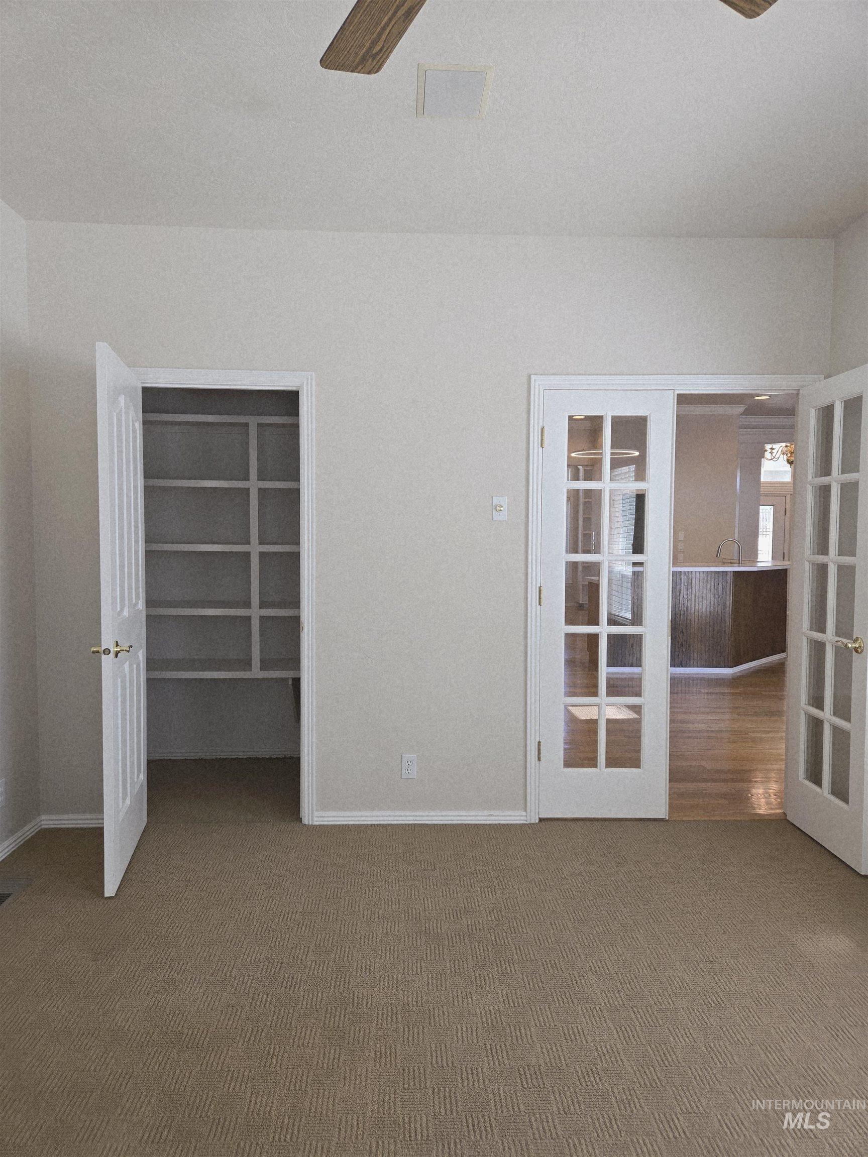 1203 Tara Ct Property Photo 28