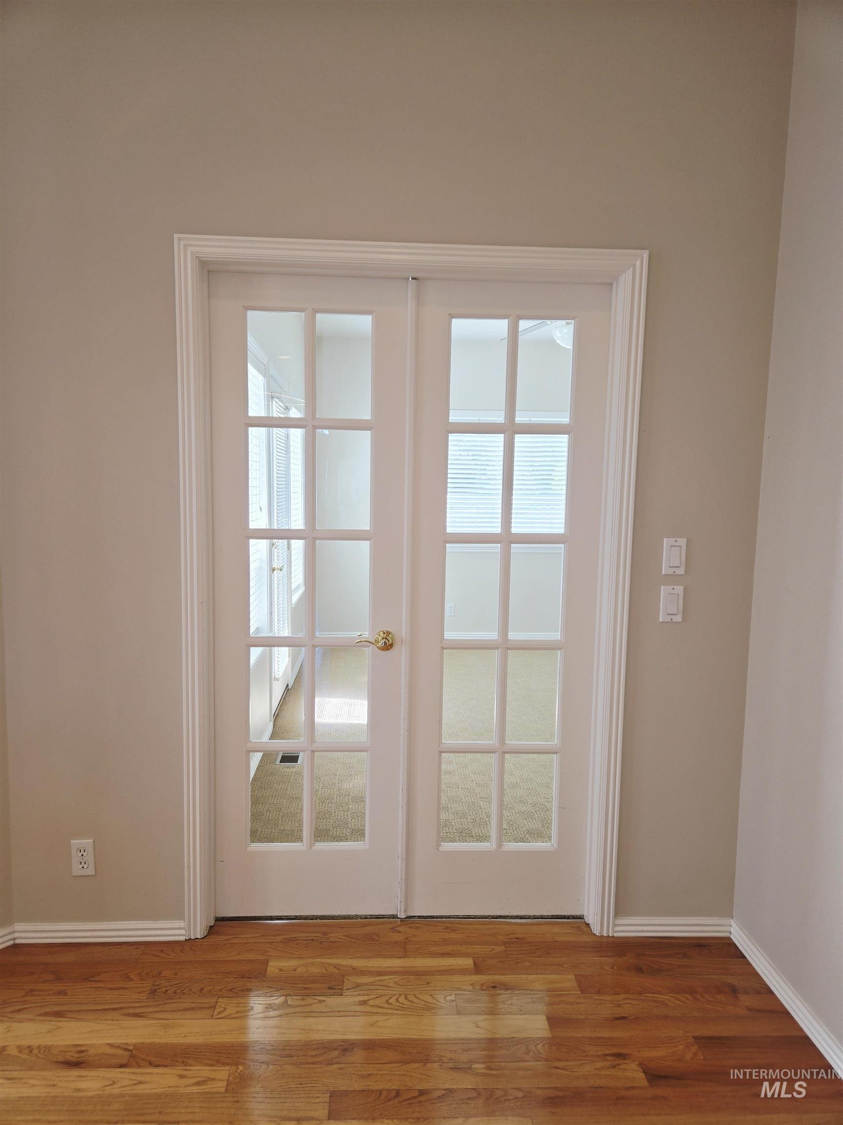 1203 Tara Ct Property Photo 30