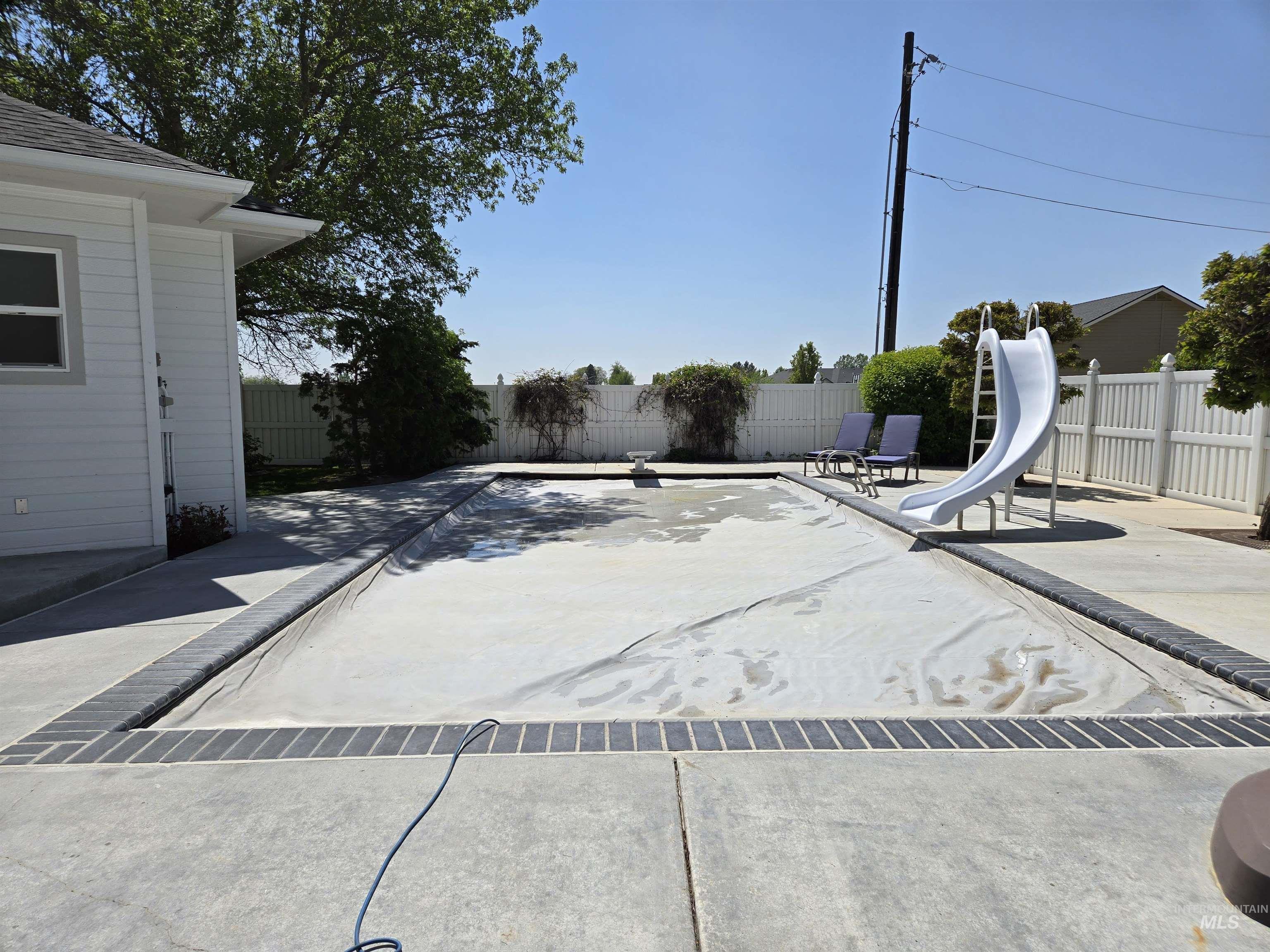 1203 Tara Ct Property Photo 39