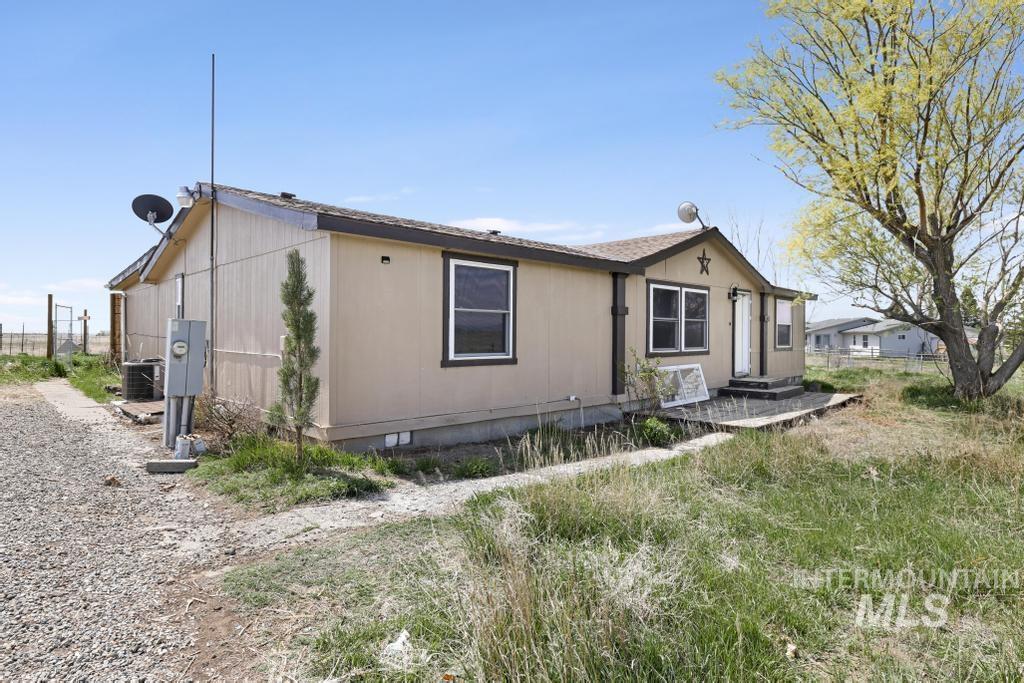 283 E 520 N Property Photo 3
