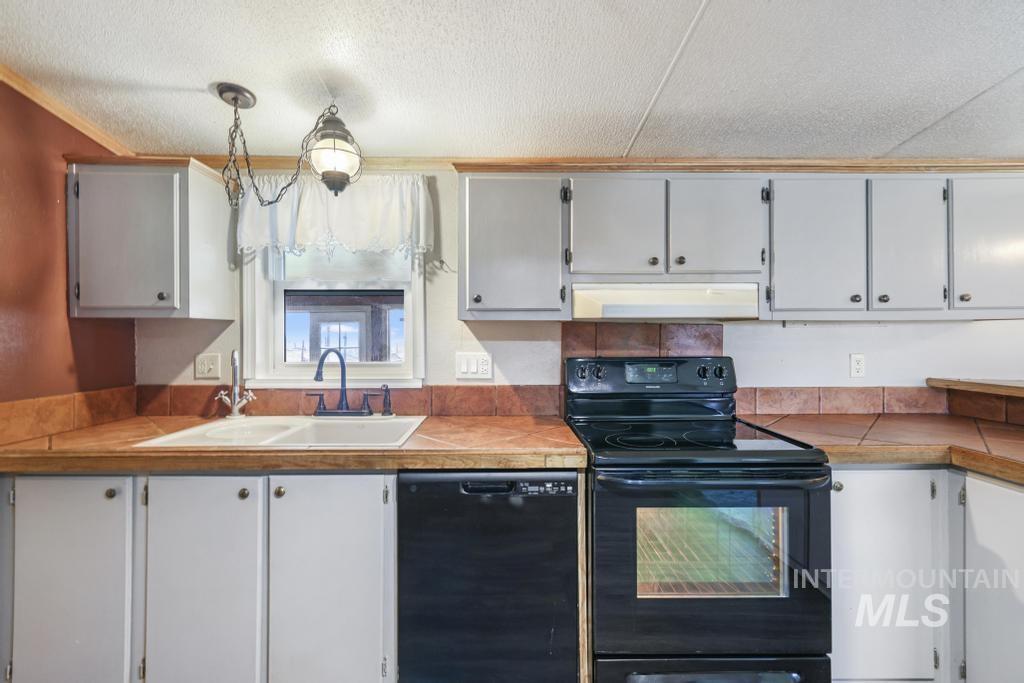 283 E 520 N Property Photo 14