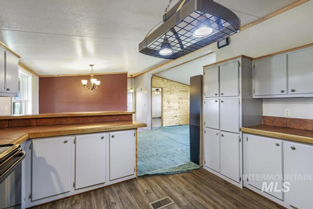 283 E 520 N Property Photo 15