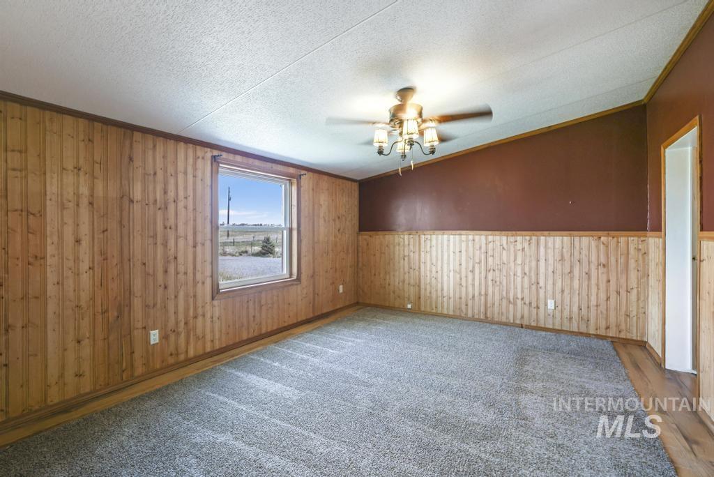 283 E 520 N Property Photo 17