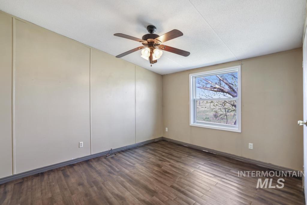283 E 520 N Property Photo 24