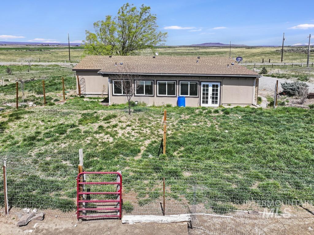283 E 520 N Property Photo 28