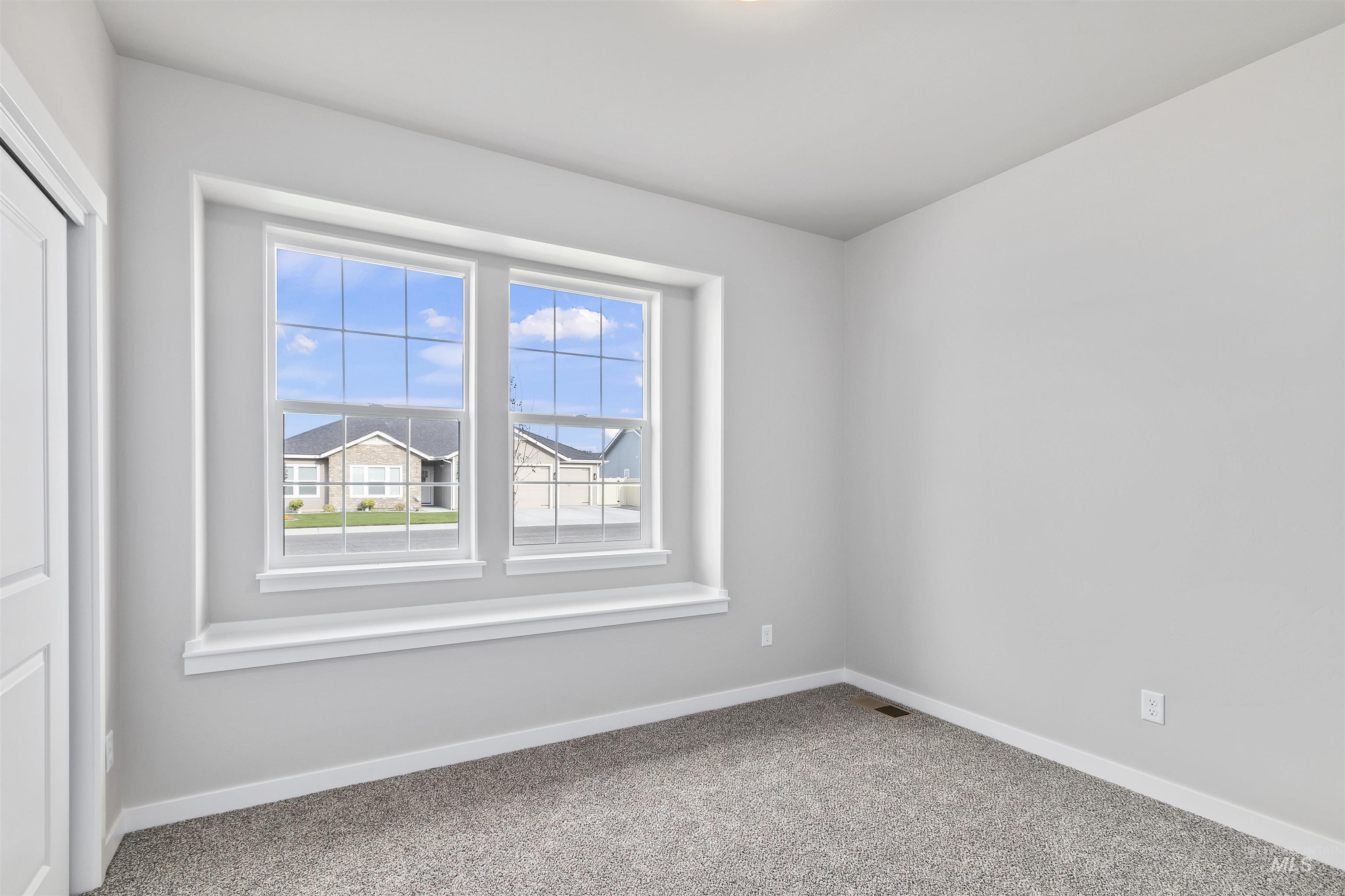 981 Kenbrook Loop Property Photo 14