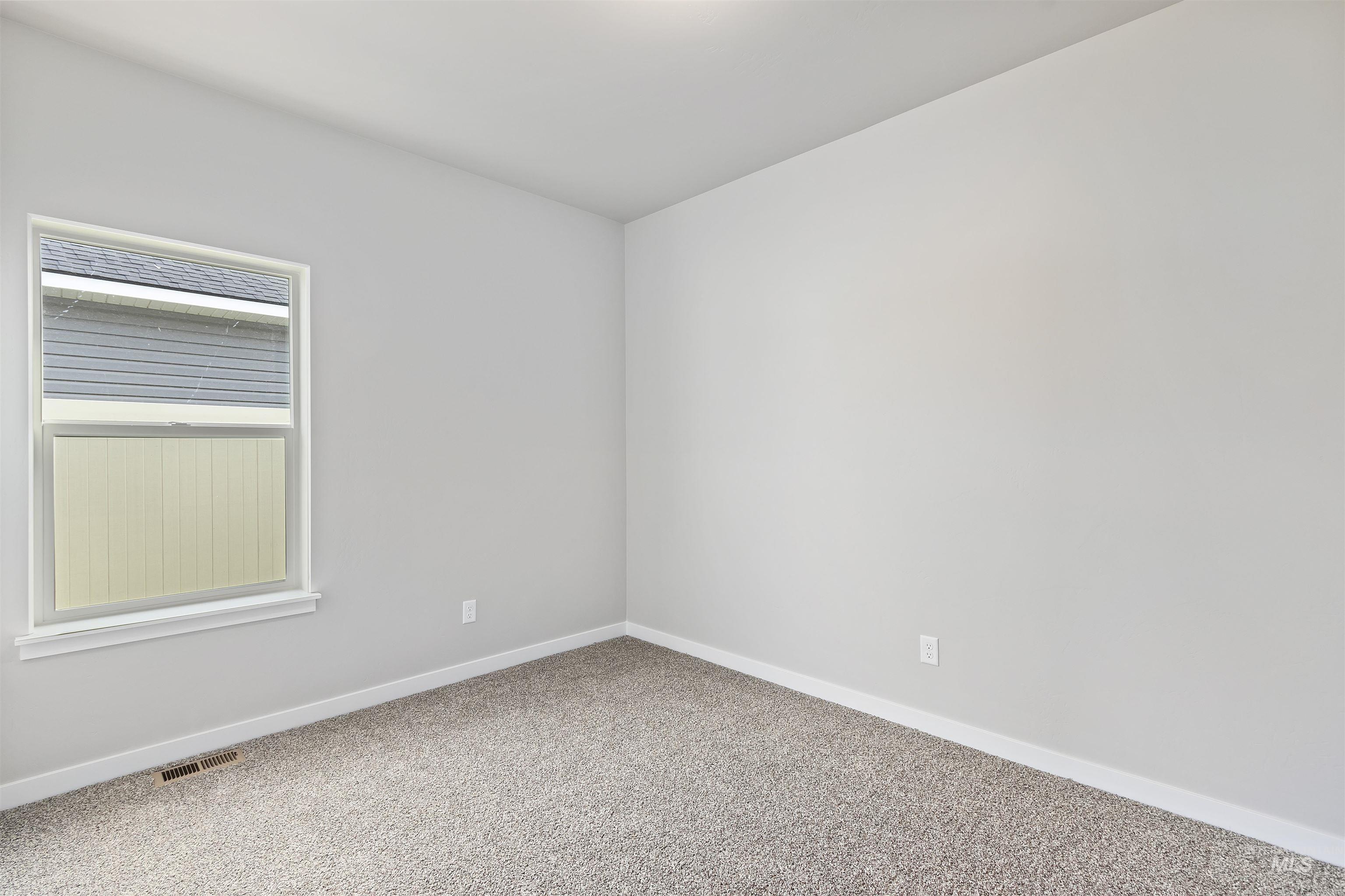 981 Kenbrook Loop Property Photo 16