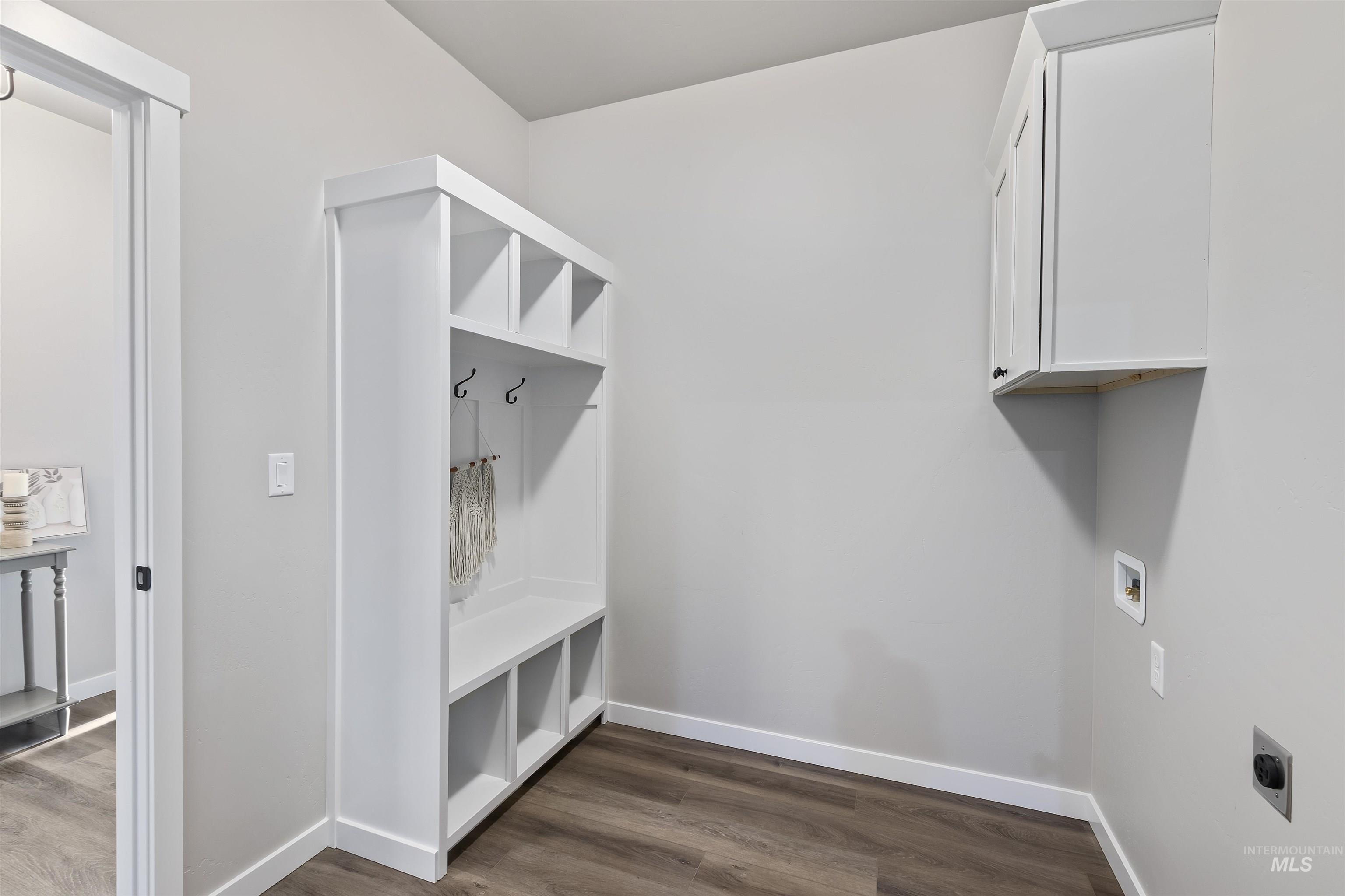 981 Kenbrook Loop Property Photo 20