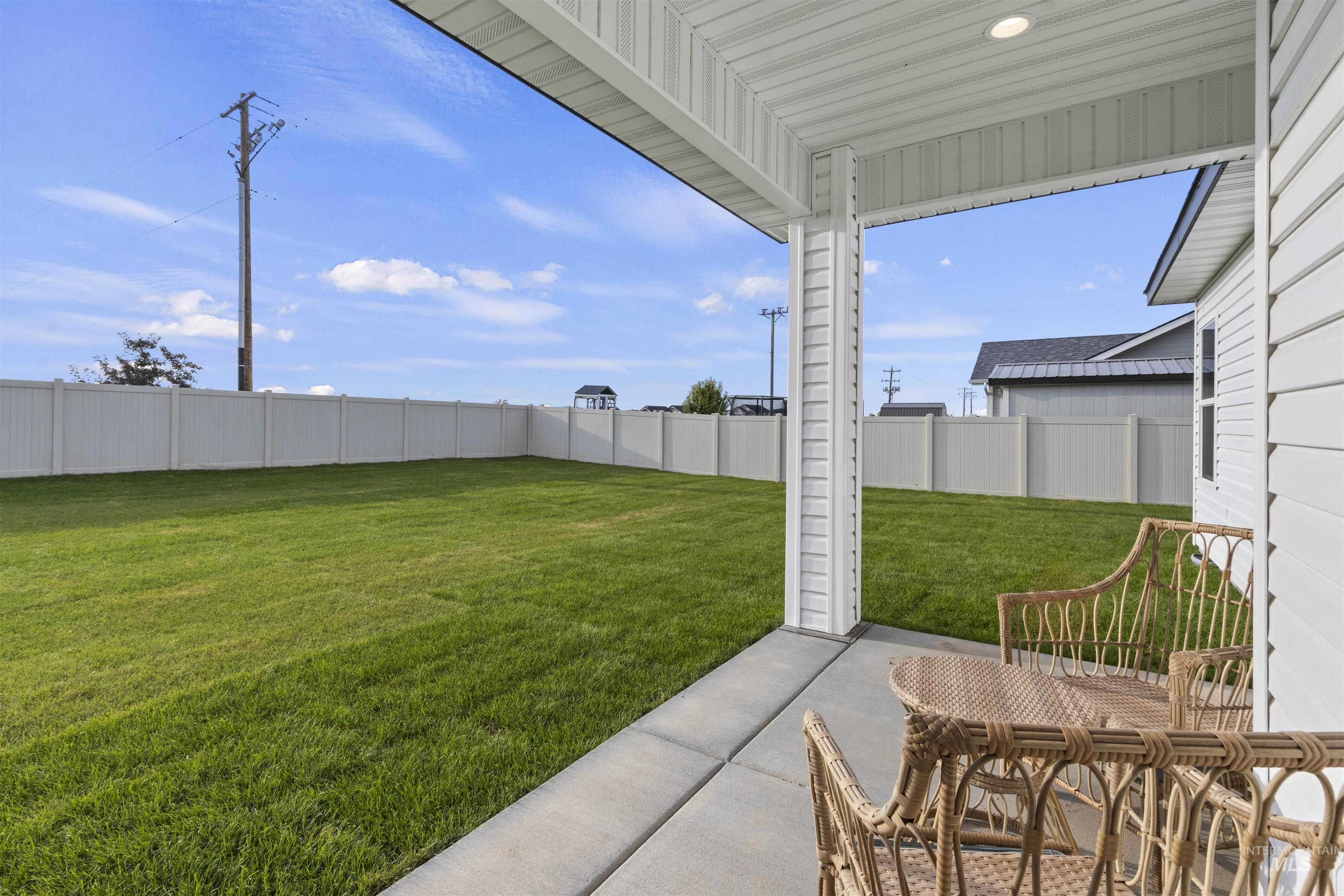 981 Kenbrook Loop Property Photo 22