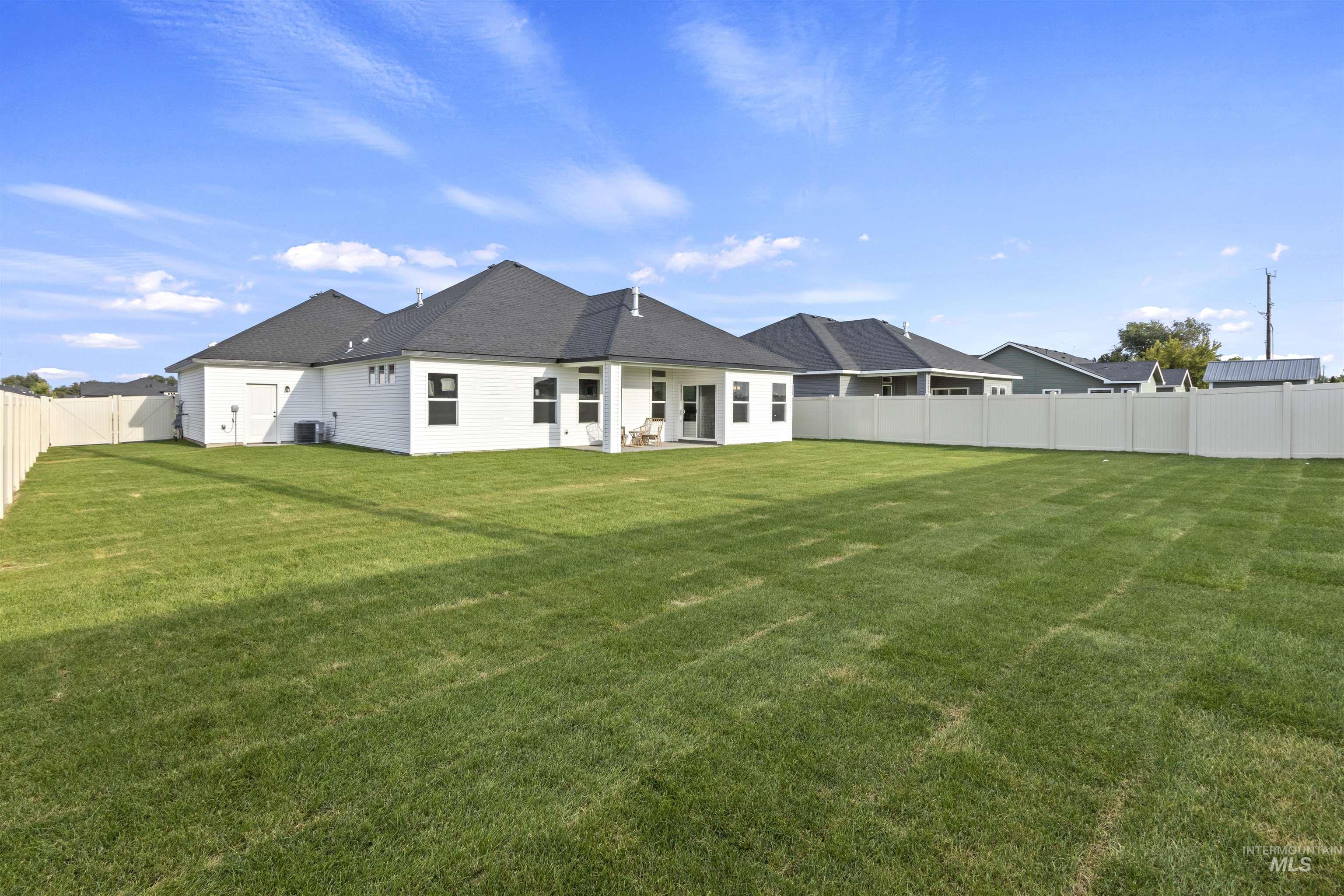 981 Kenbrook Loop Property Photo 23