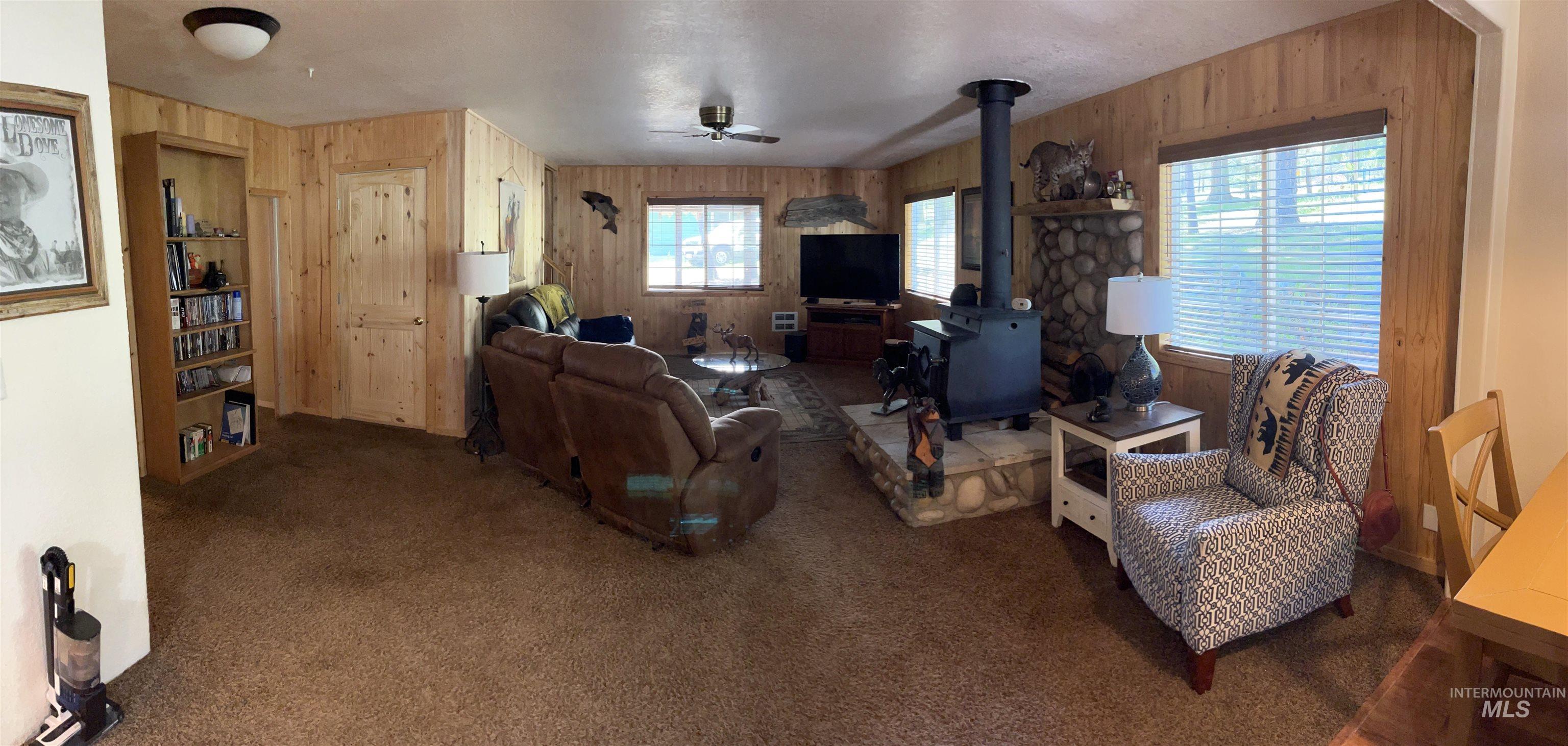 7 Willow Drive Property Photo 16