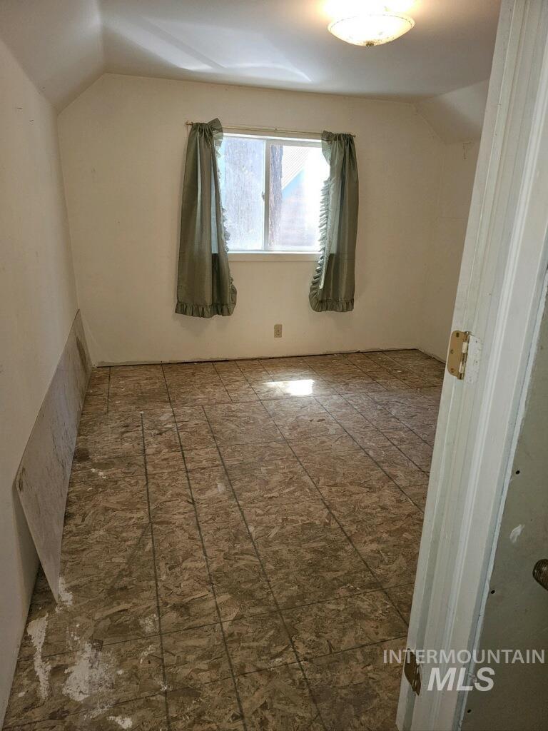 7 Willow Drive Property Photo 32