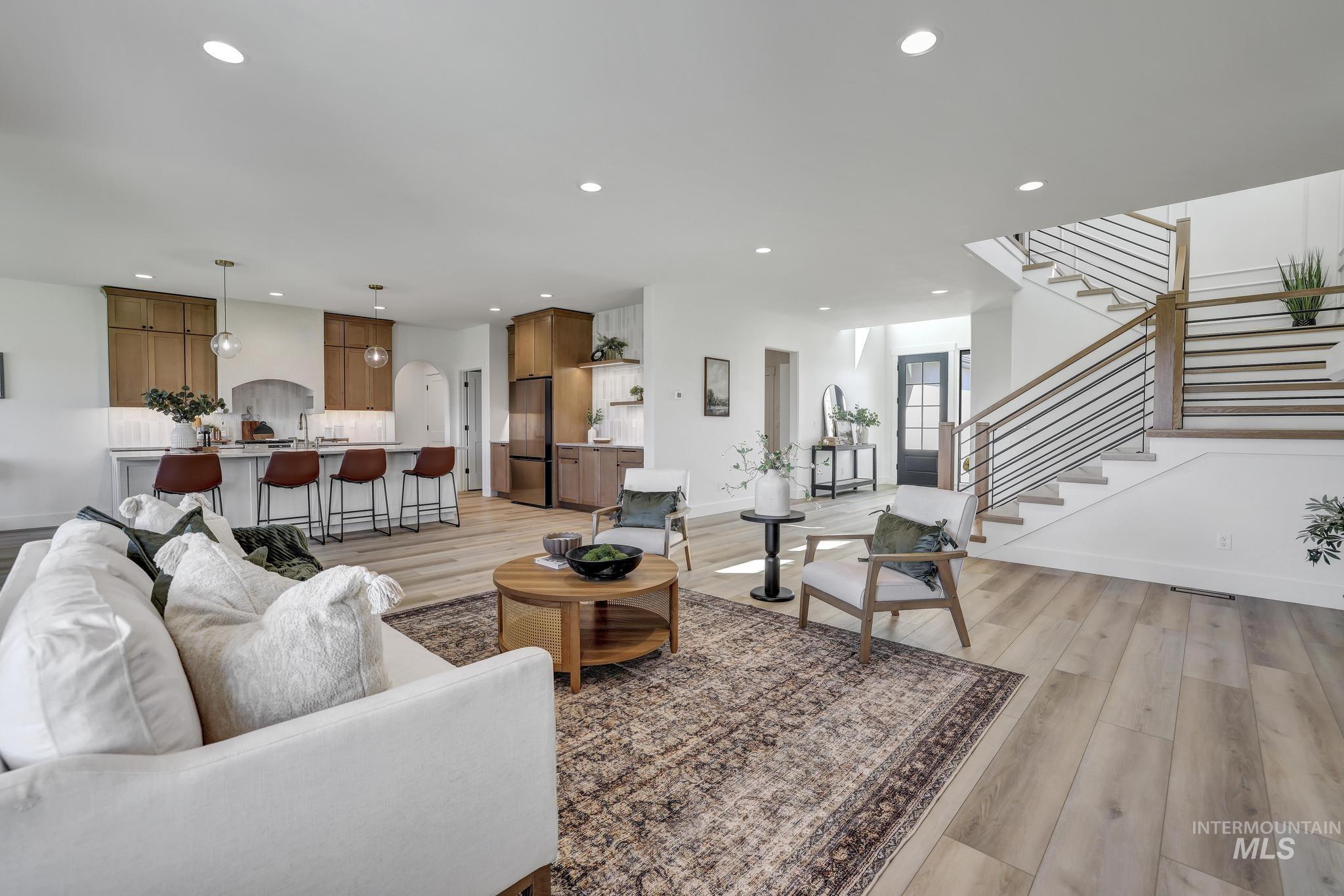 1567 Mary Alice Lake Way Property Photo 6