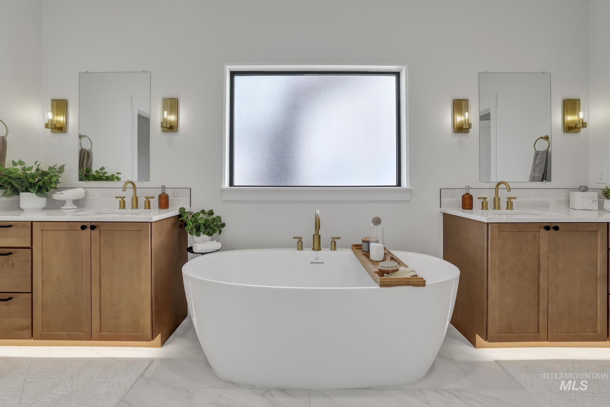 1567 Mary Alice Lake Way Property Photo 29