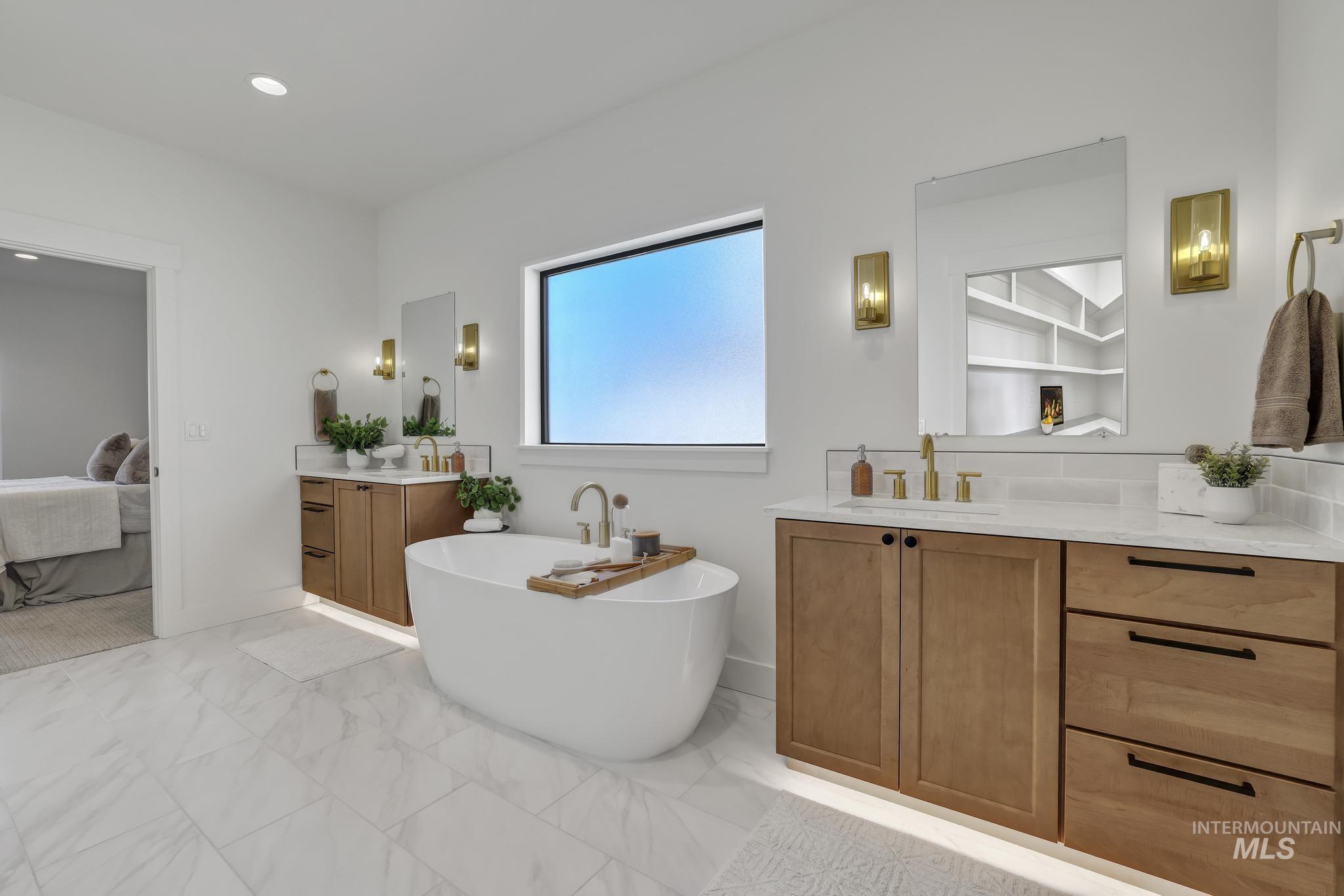 1567 Mary Alice Lake Way Property Photo 30