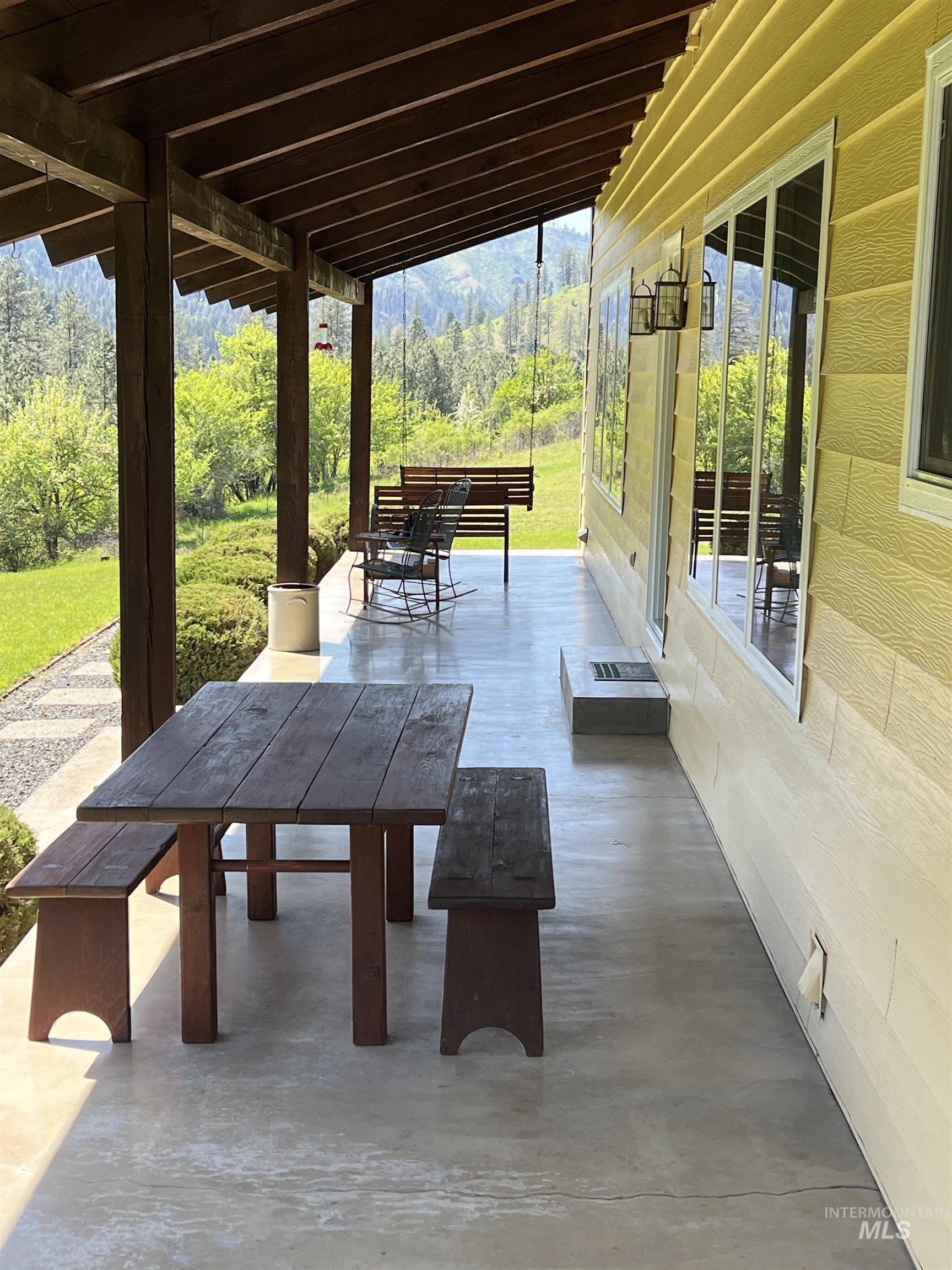 6467 Highway 12 Property Photo 2