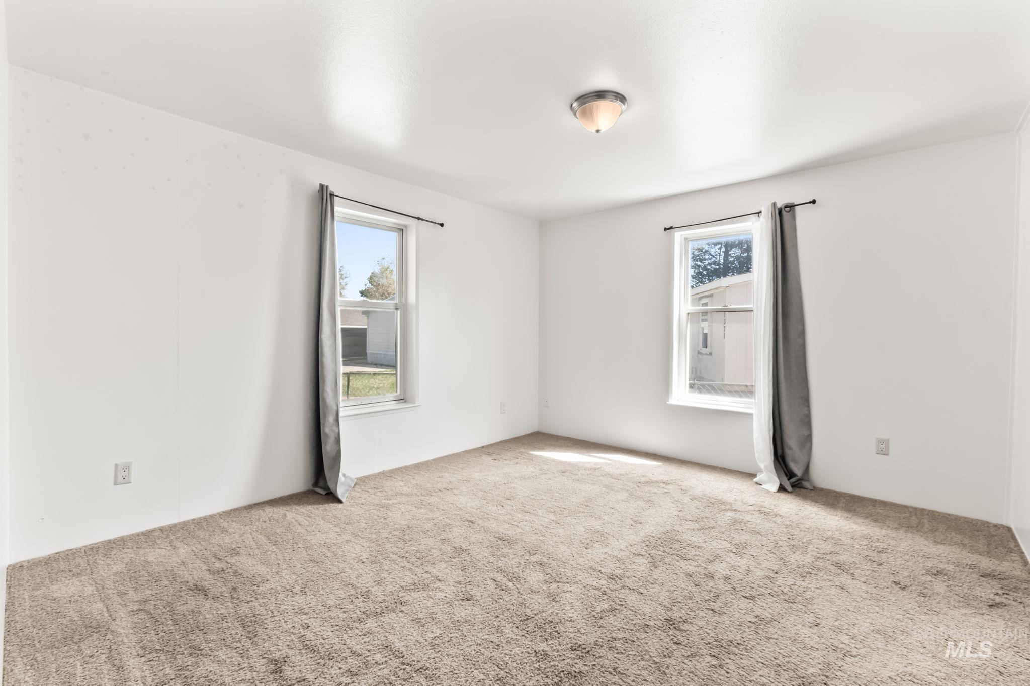 1247 N Timathy Rd Property Photo 28