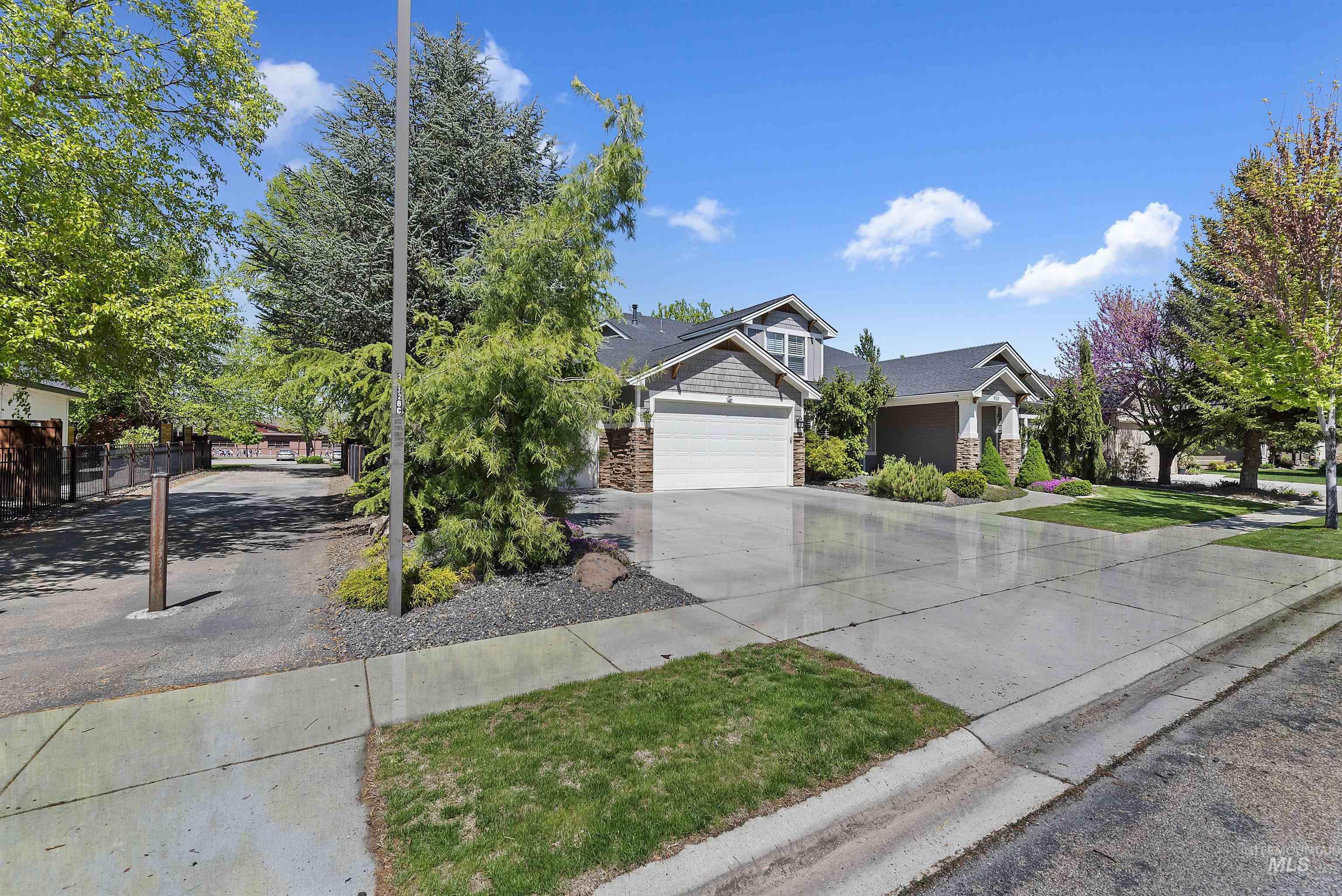 922 E Kaibab Trail Dr. Property Photo 3
