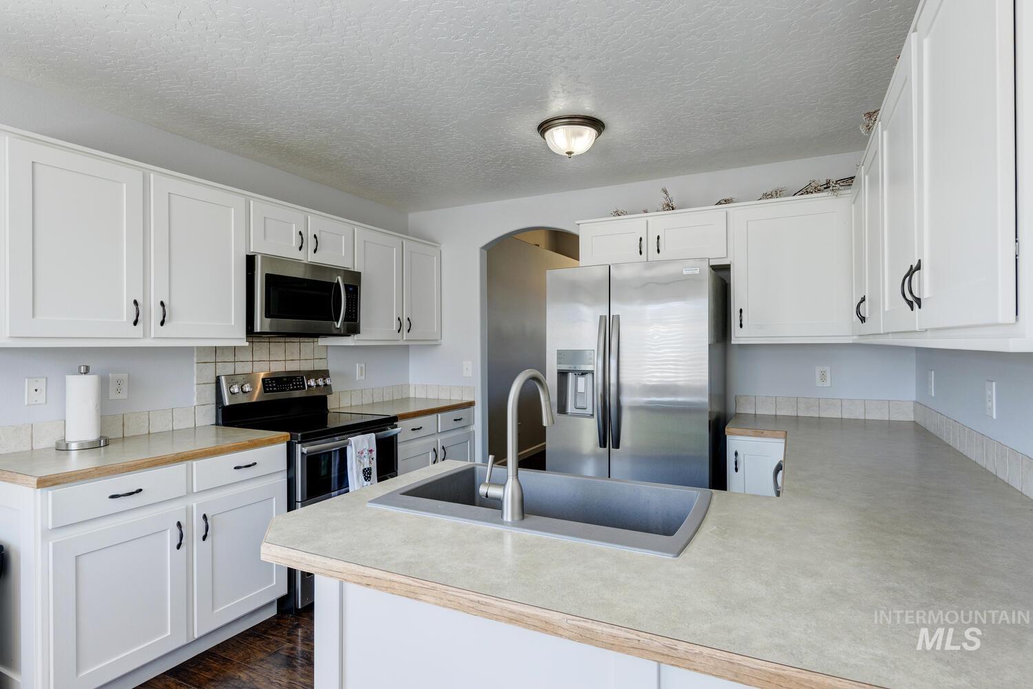 1405 W Meffan Ave Property Photo 12
