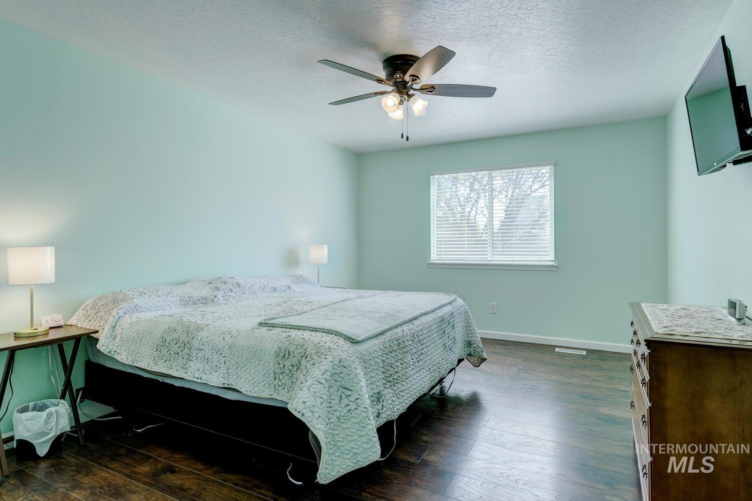 1405 W Meffan Ave Property Photo 16