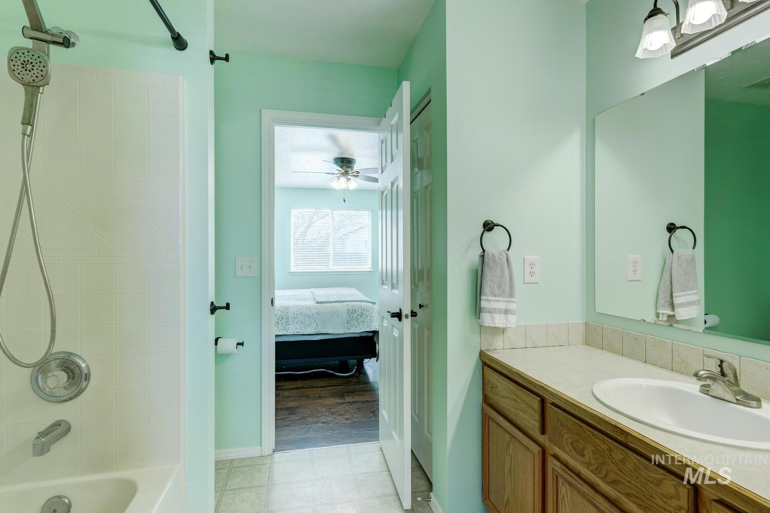 1405 W Meffan Ave Property Photo 20