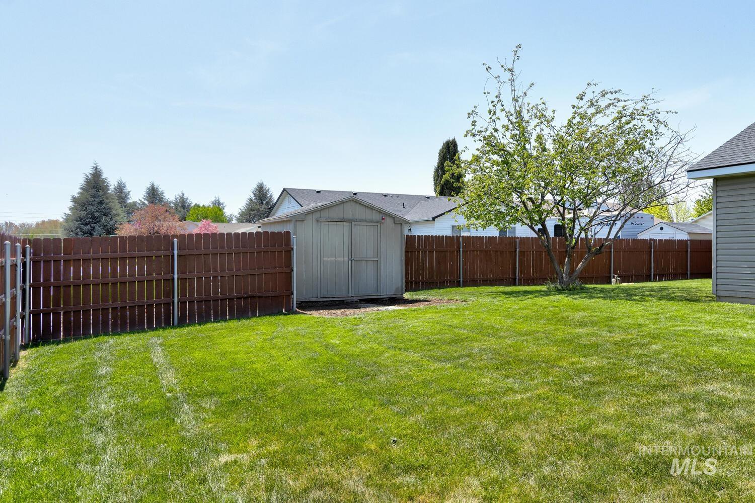 1405 W Meffan Ave Property Photo 31