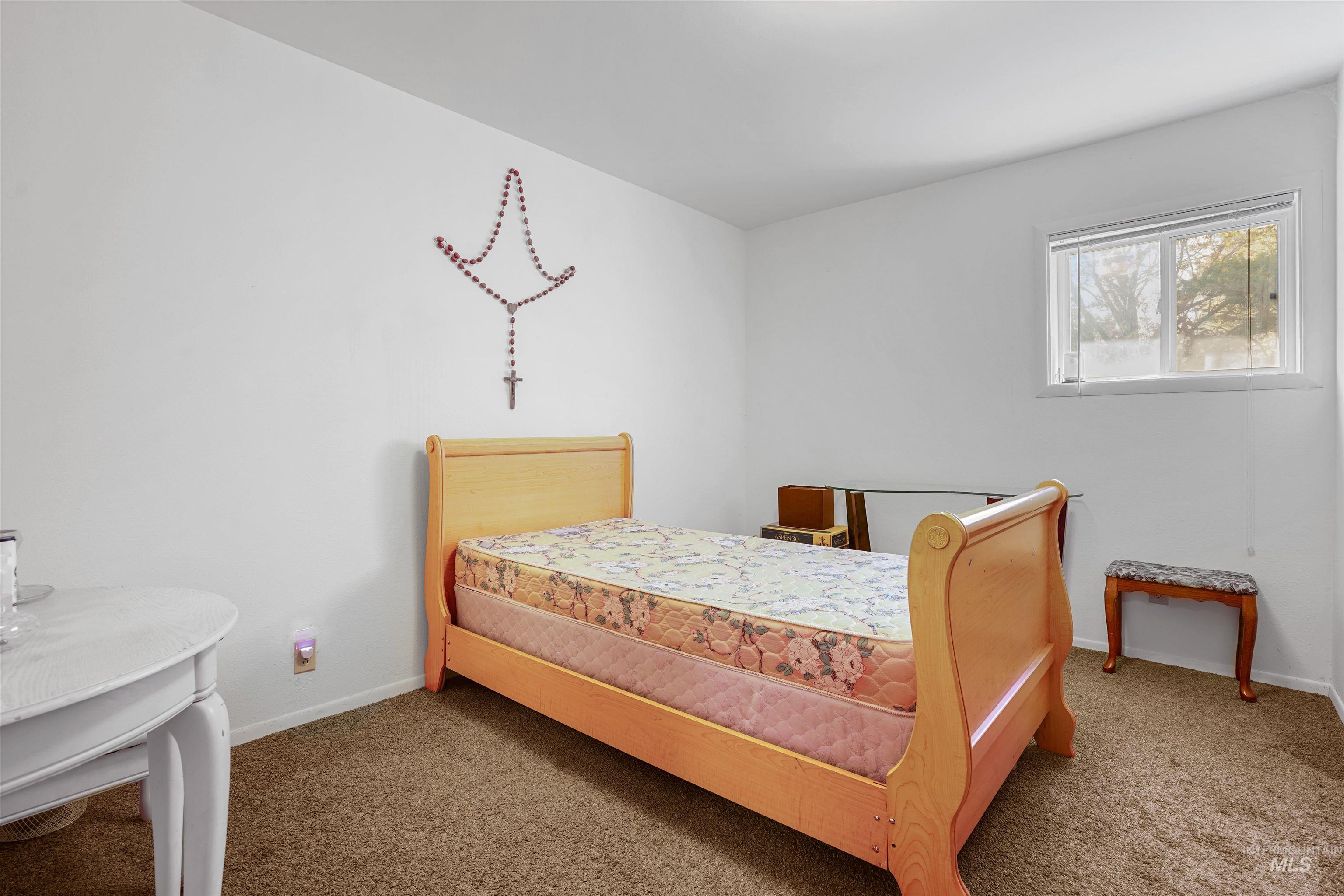 250 Huddleston Road Property Photo 12