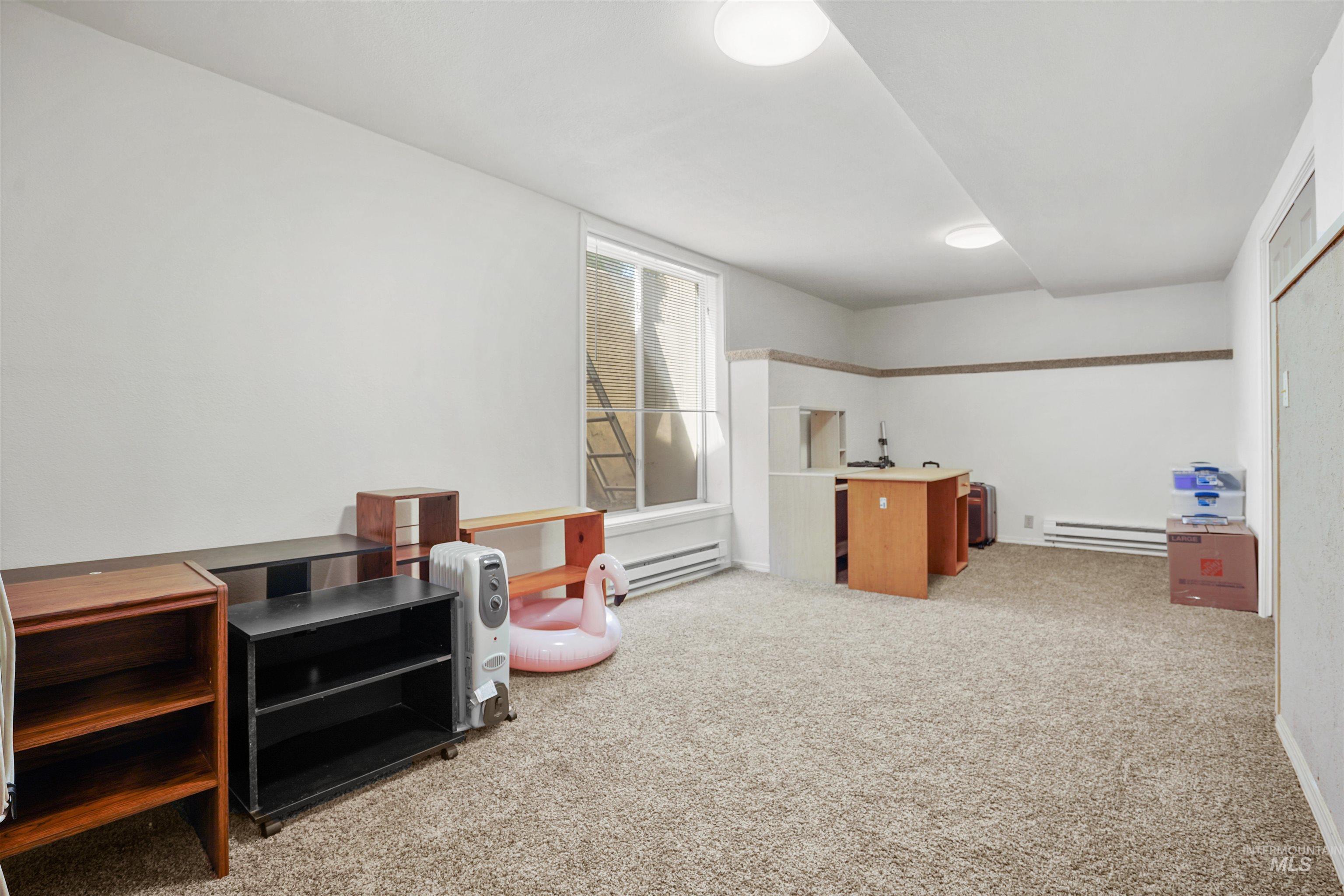 250 Huddleston Road Property Photo 14