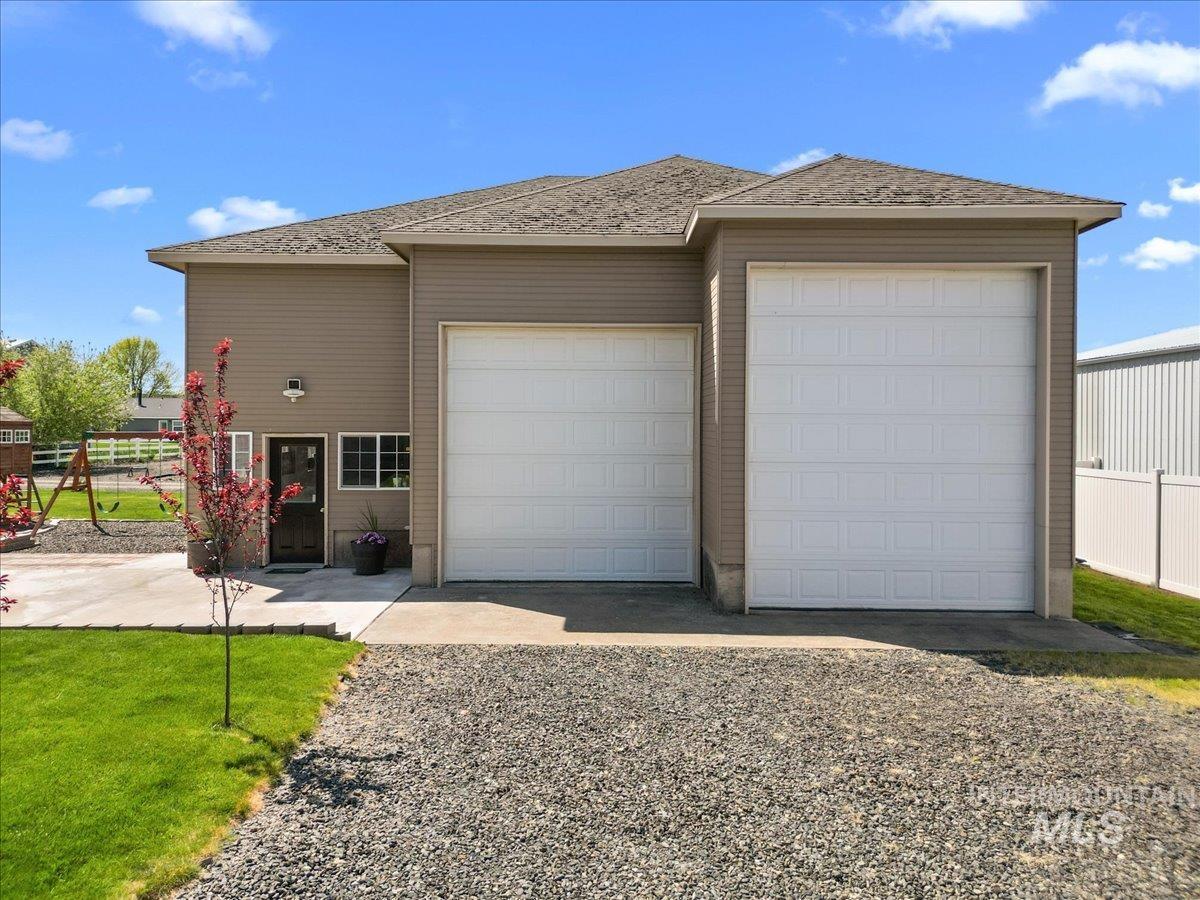 1248 Bighorn Dr Property Photo 3