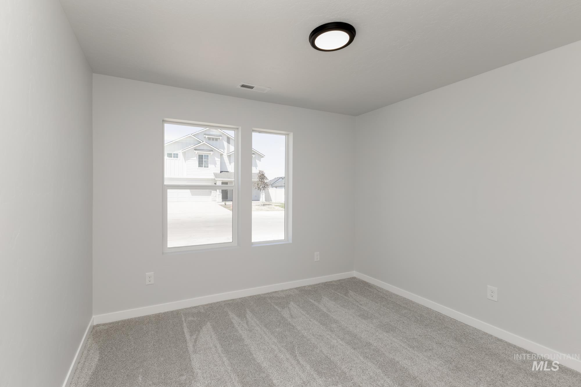 2380 N Lithodora Ave Property Photo 11